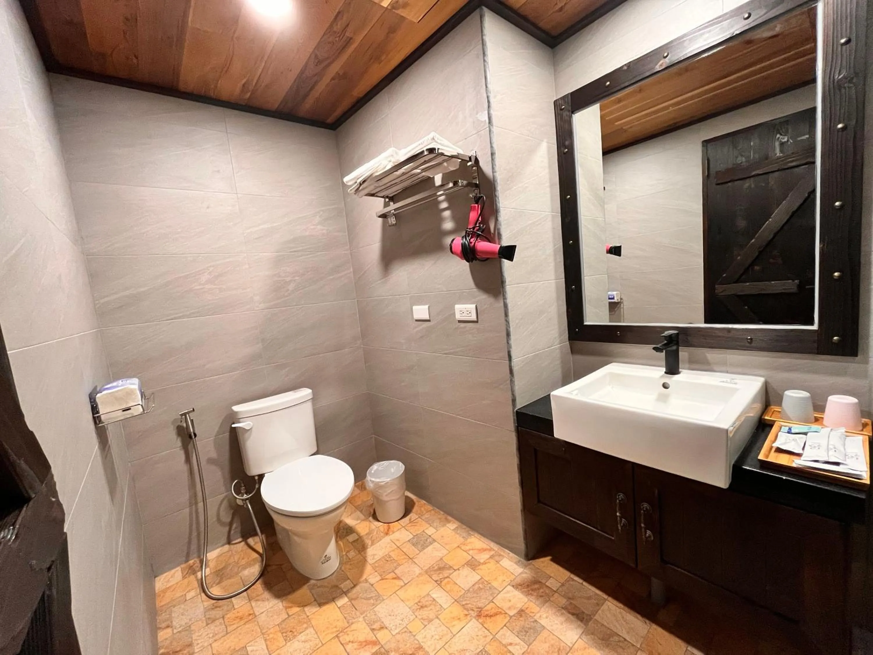 Bathroom in Youngquan HOTEL