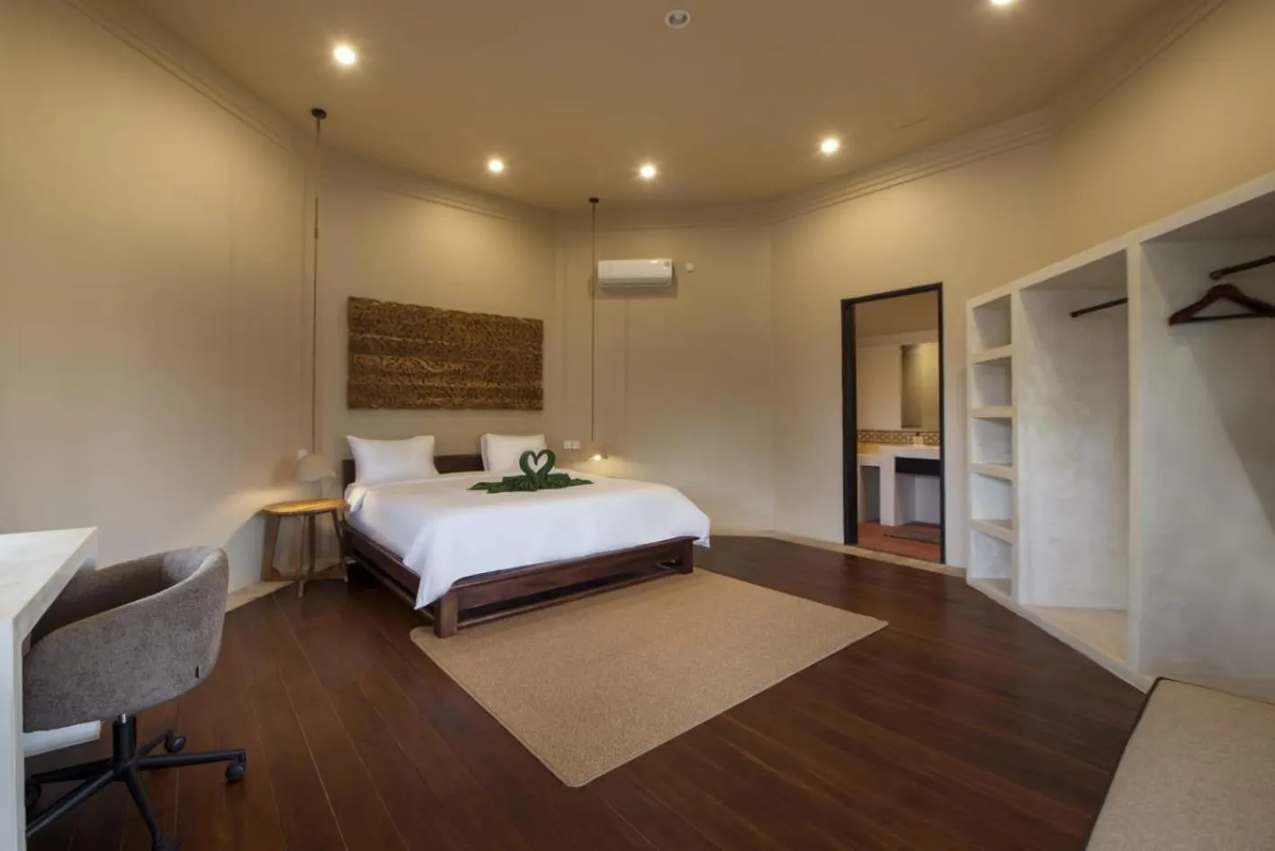 Bed in Gajah Biru Bungalows