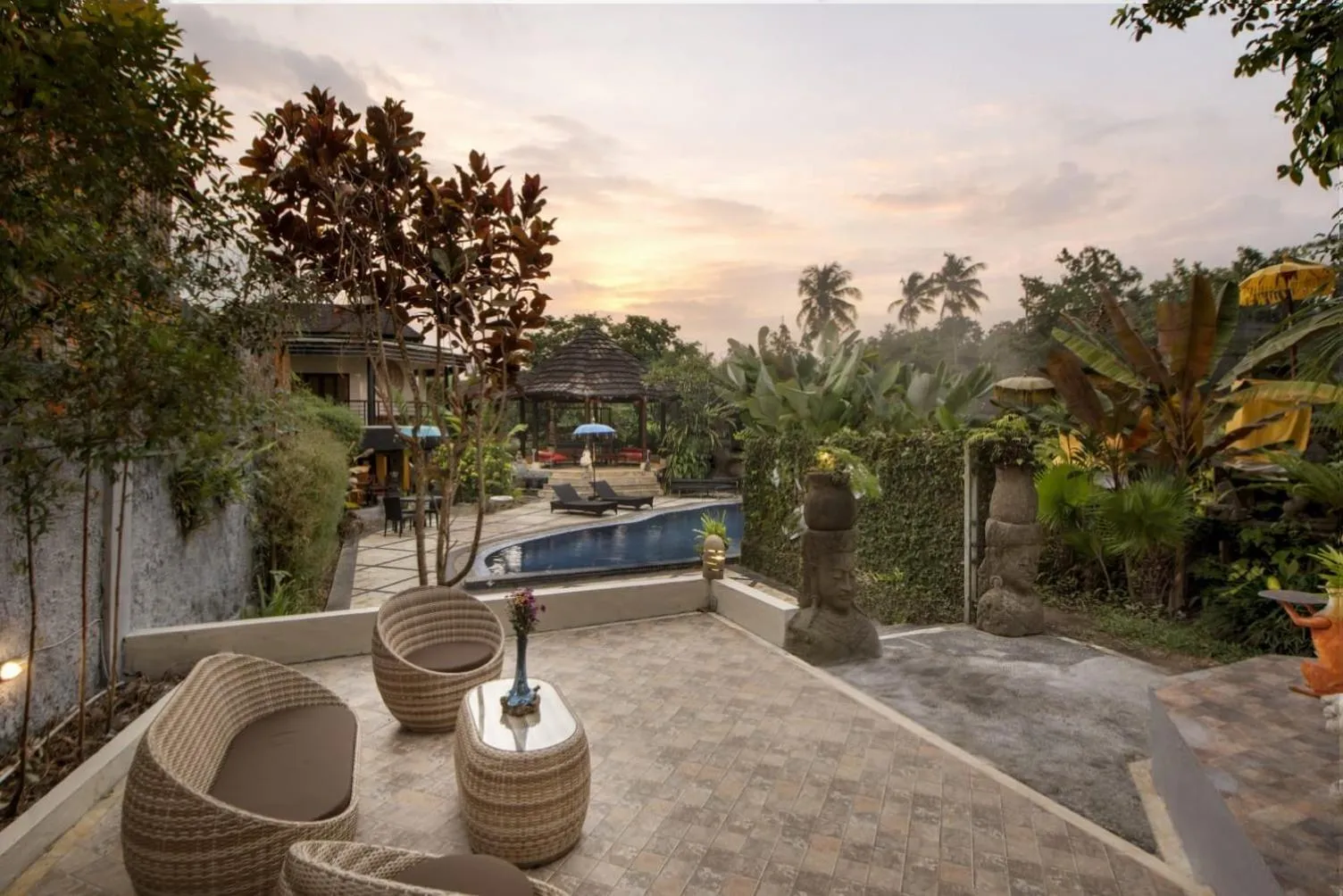 Gajah Biru Bungalows