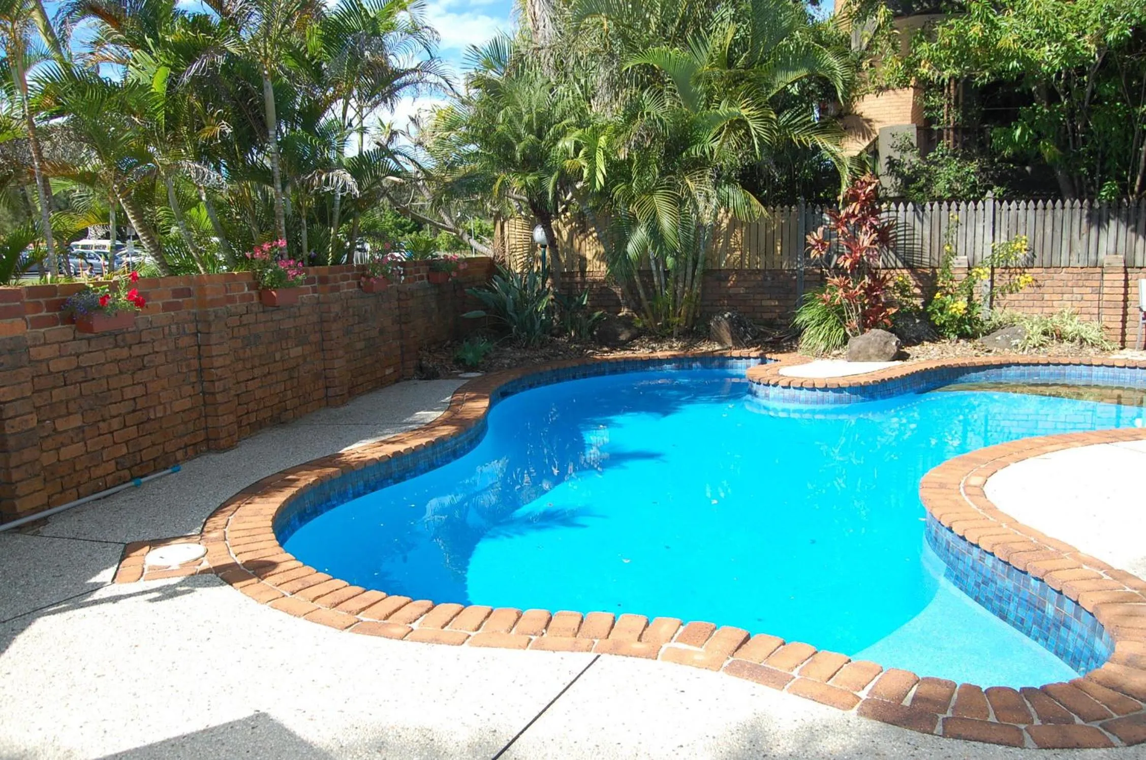 Facade/entrance in Byron Pacific Apartments - On Clarkes Beach