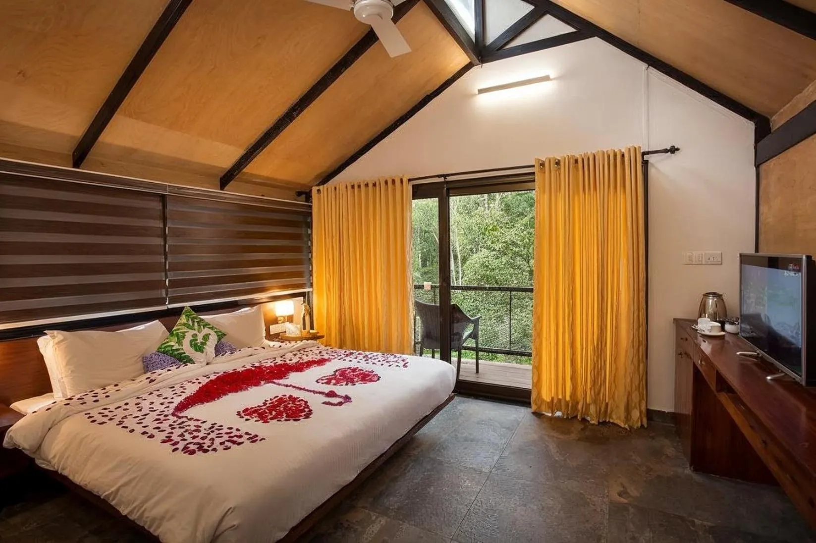 Bed in Bamboo Dale Resort & Spa Munnar by Stride