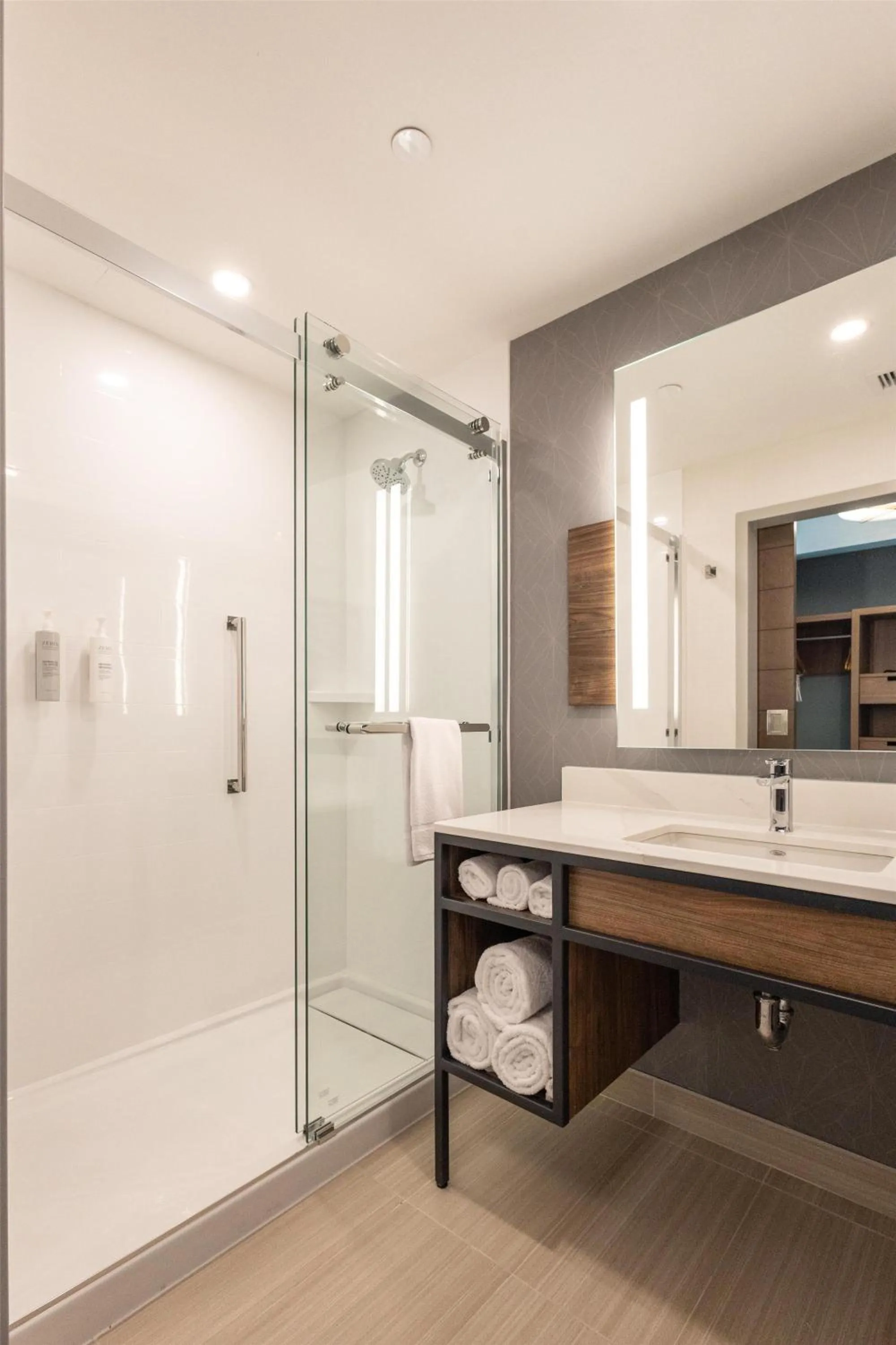 Bathroom in Hilton Garden Inn Dayton Downtown