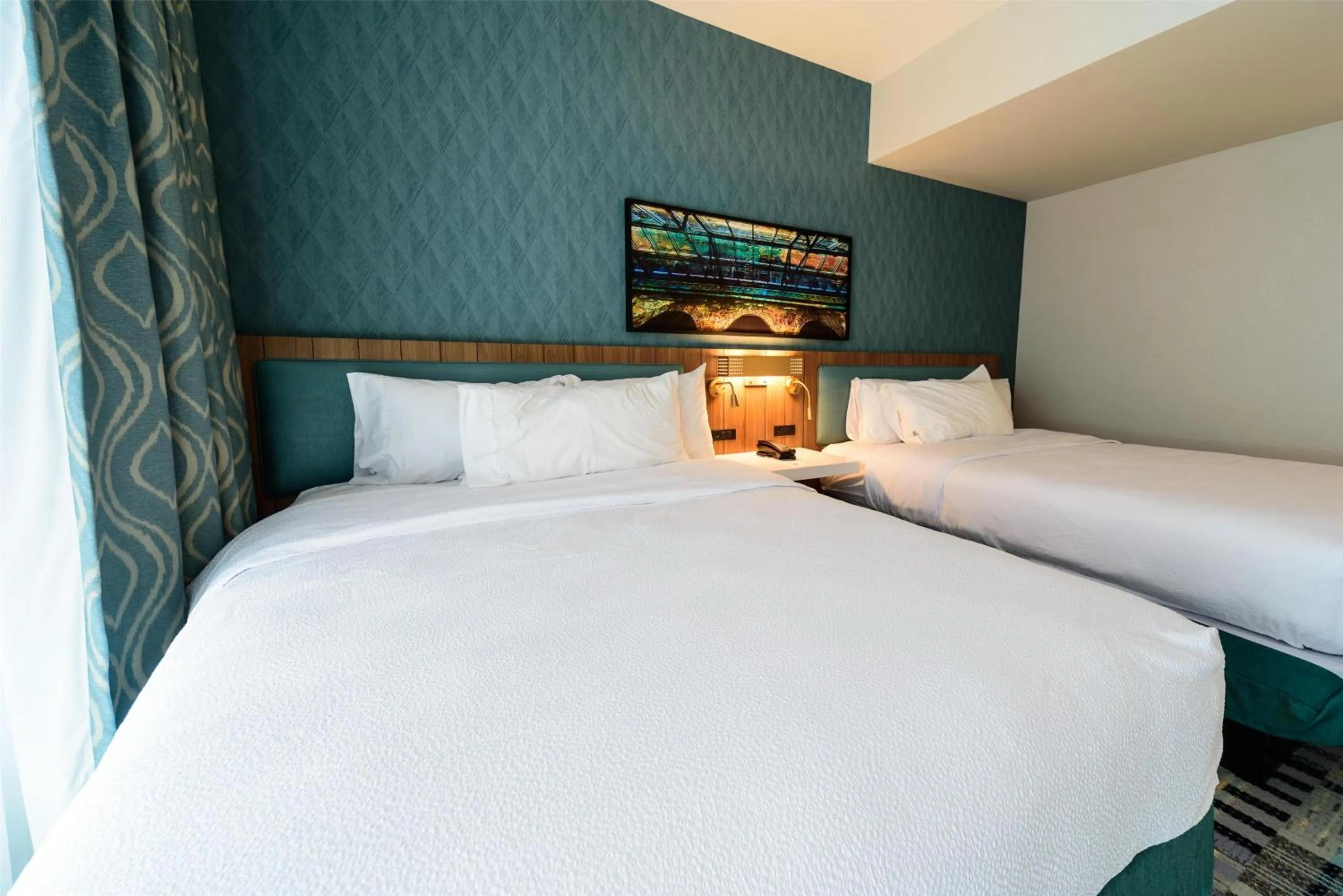 Bed in Hilton Garden Inn Dayton Downtown