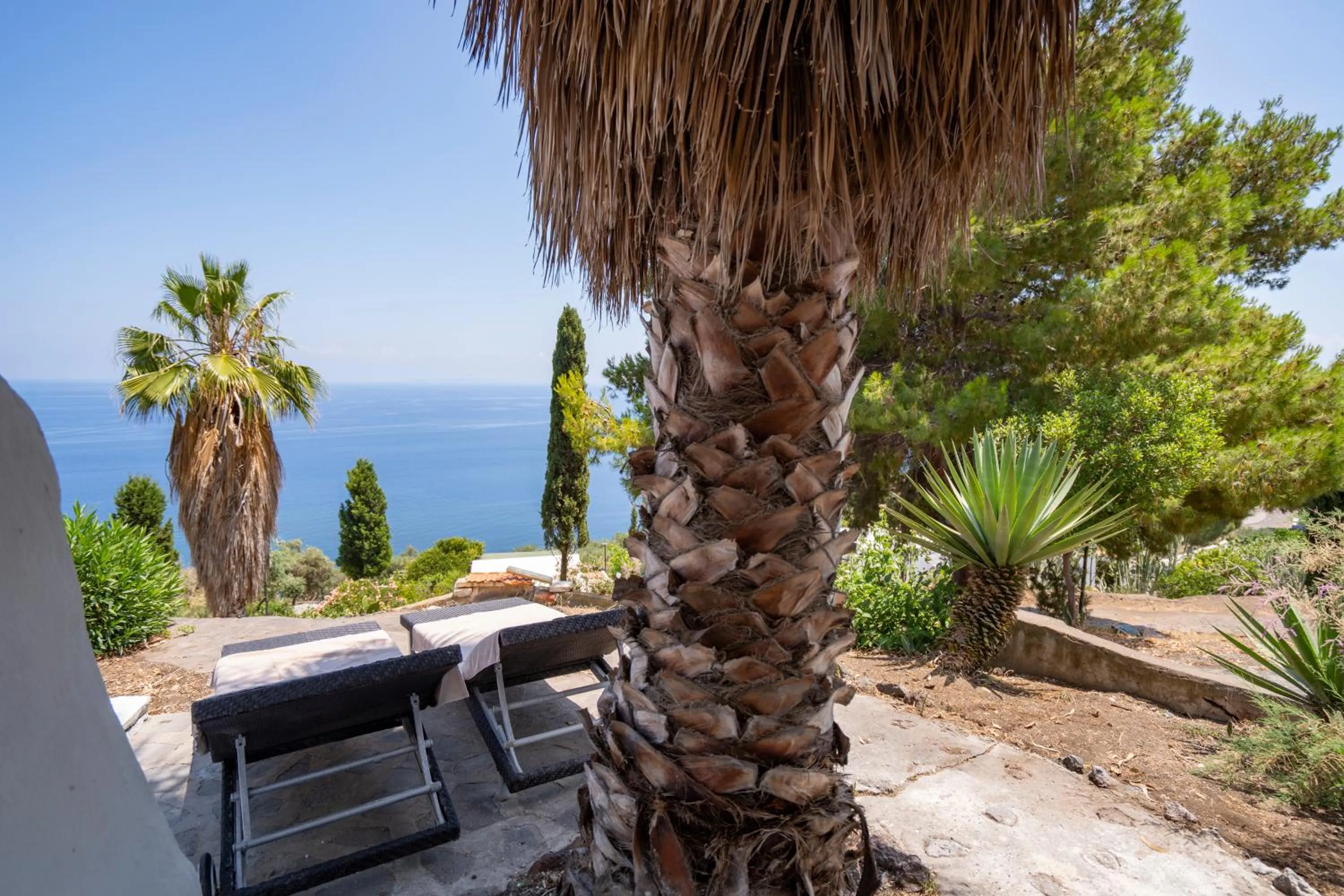 Garden in Borgo del Cannitello Romantic Boutique Resort