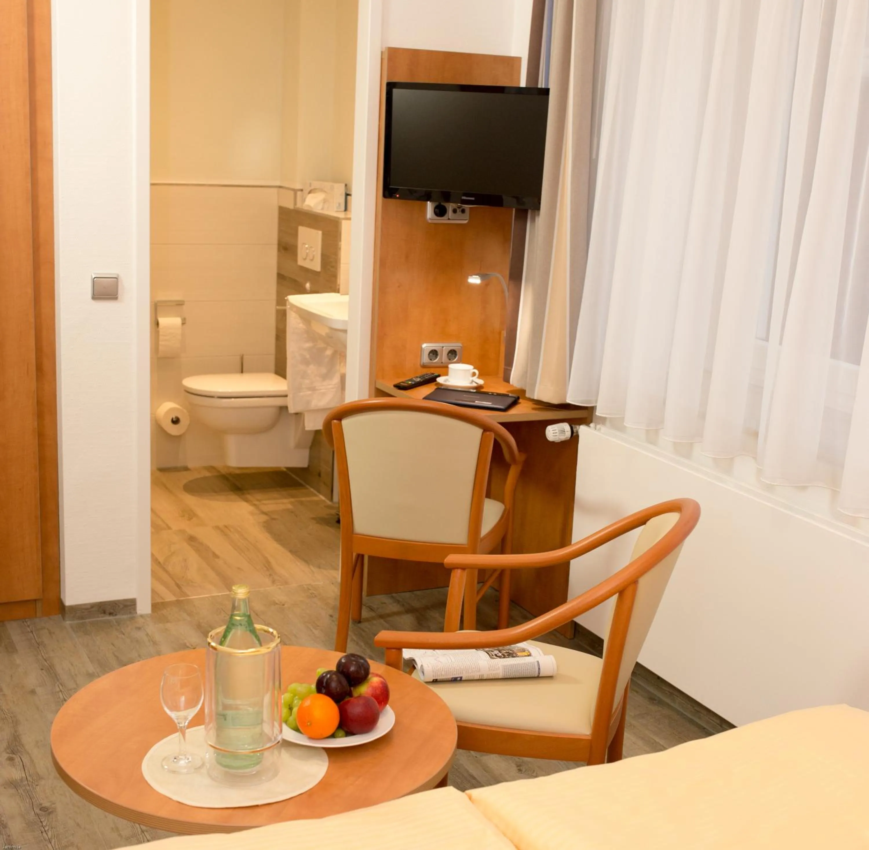 Bed in Hotel Restaurant Lütkebohmert