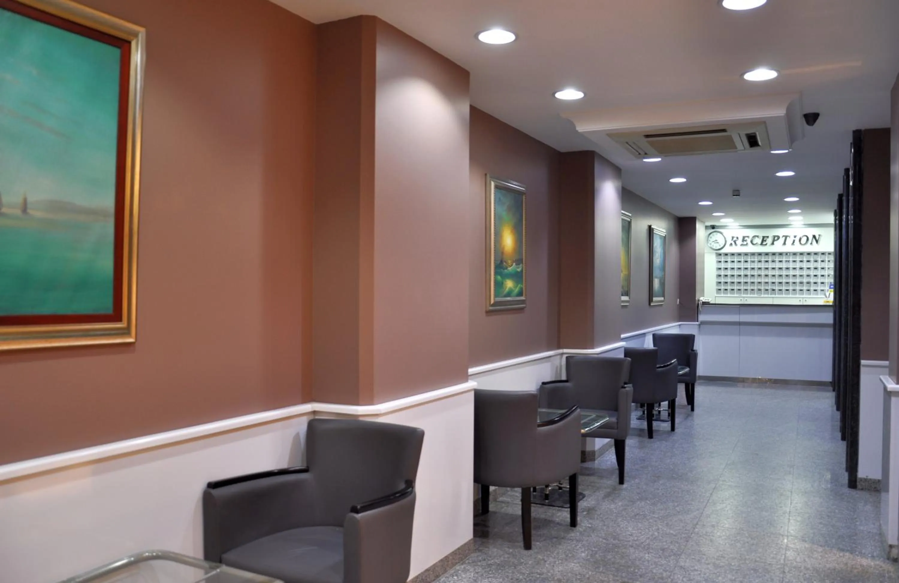 Lobby or reception in Hotel Erden Sarayevo