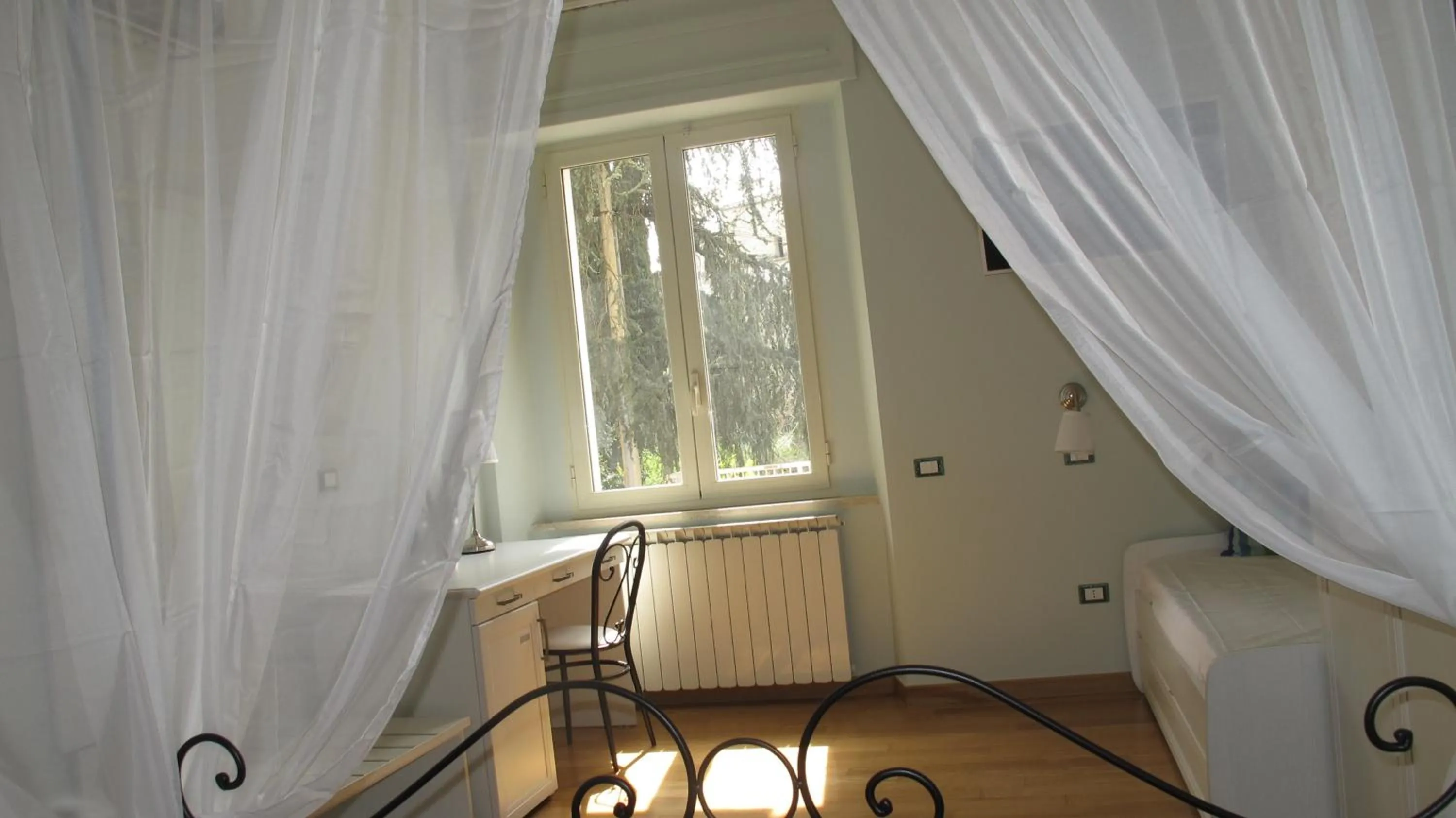 Photo of the whole room in Arco dolce Arco