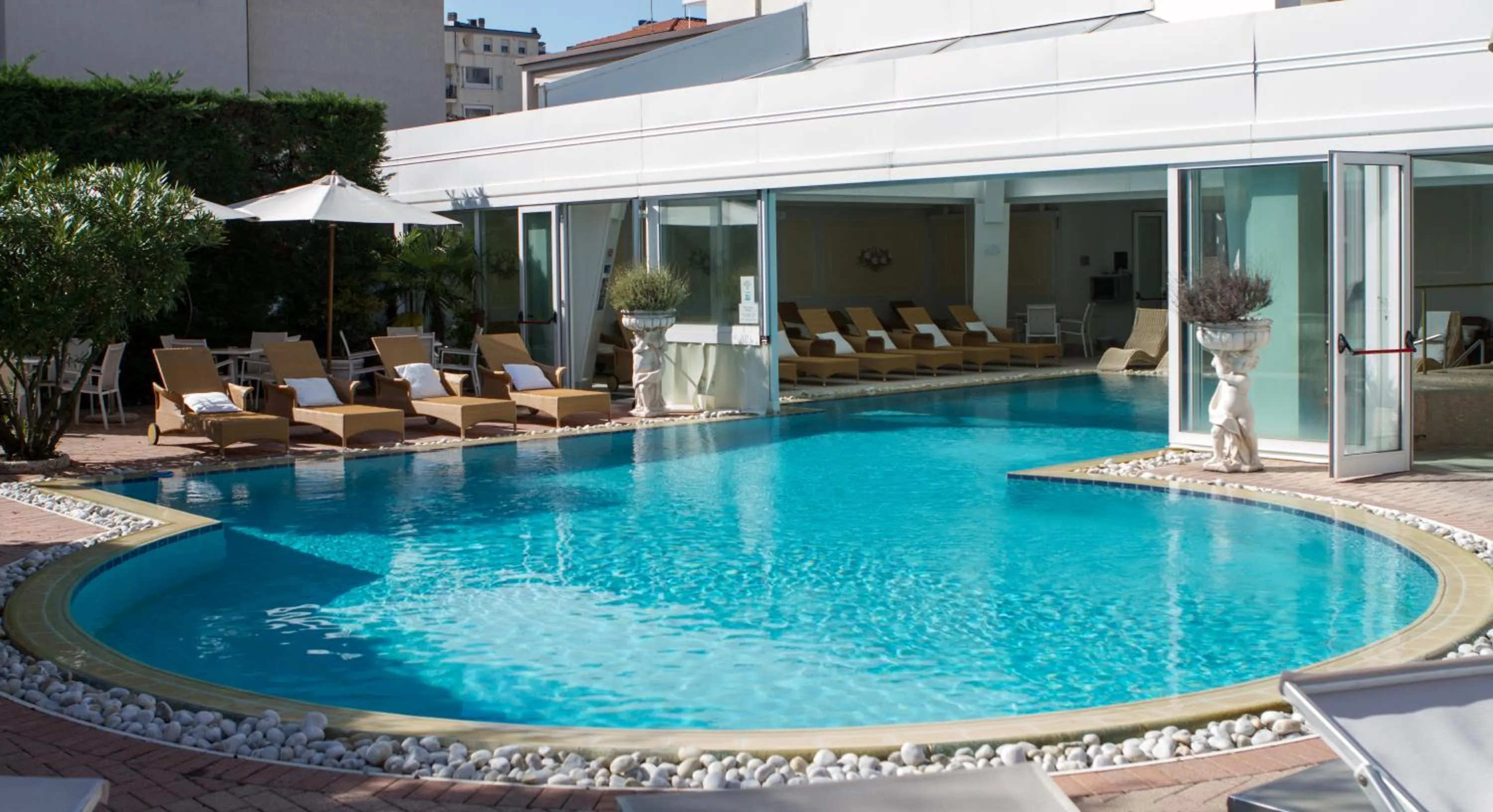 Swimming pool in Hotel Terme Principe