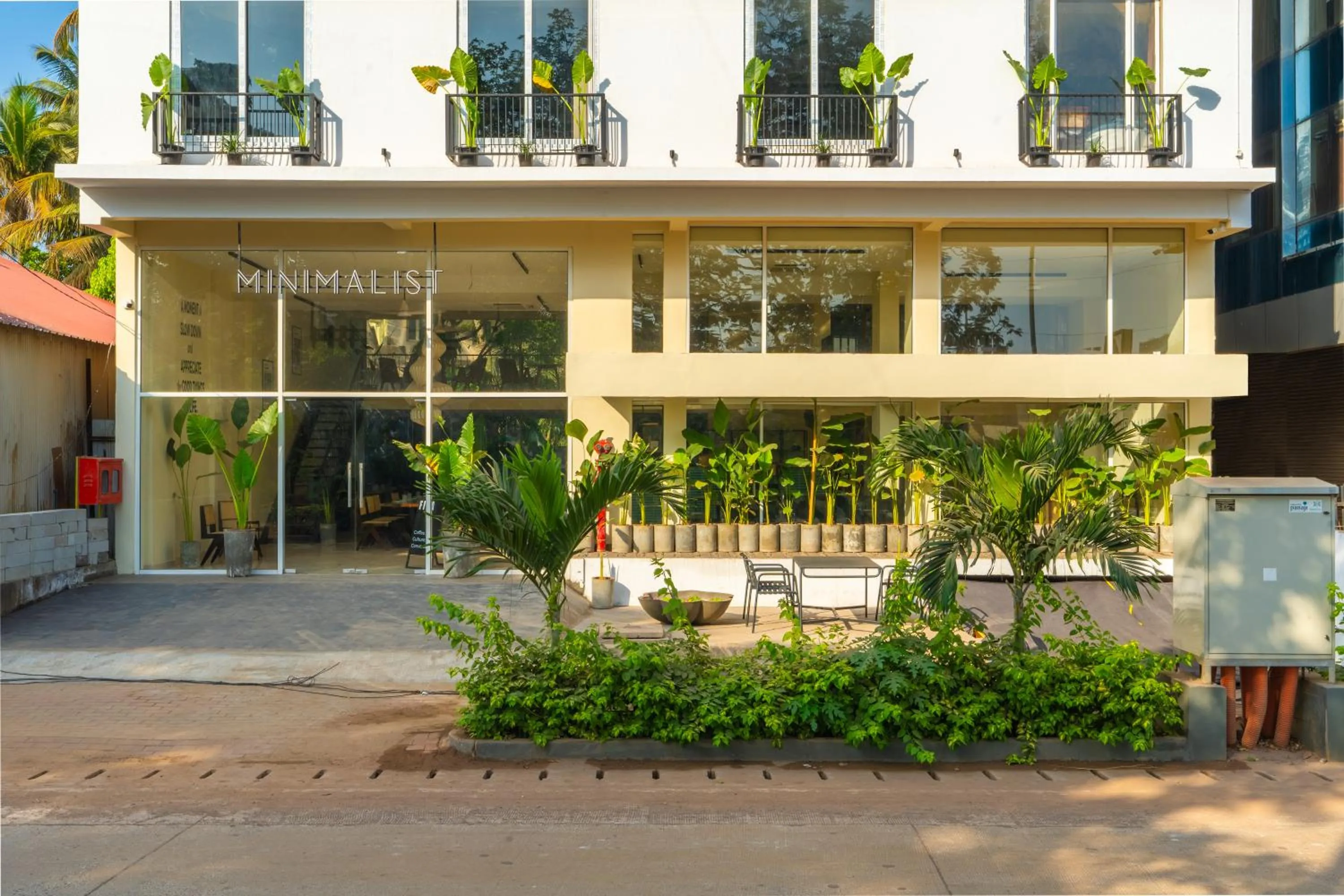 Facade/entrance in Minimalist Panjim