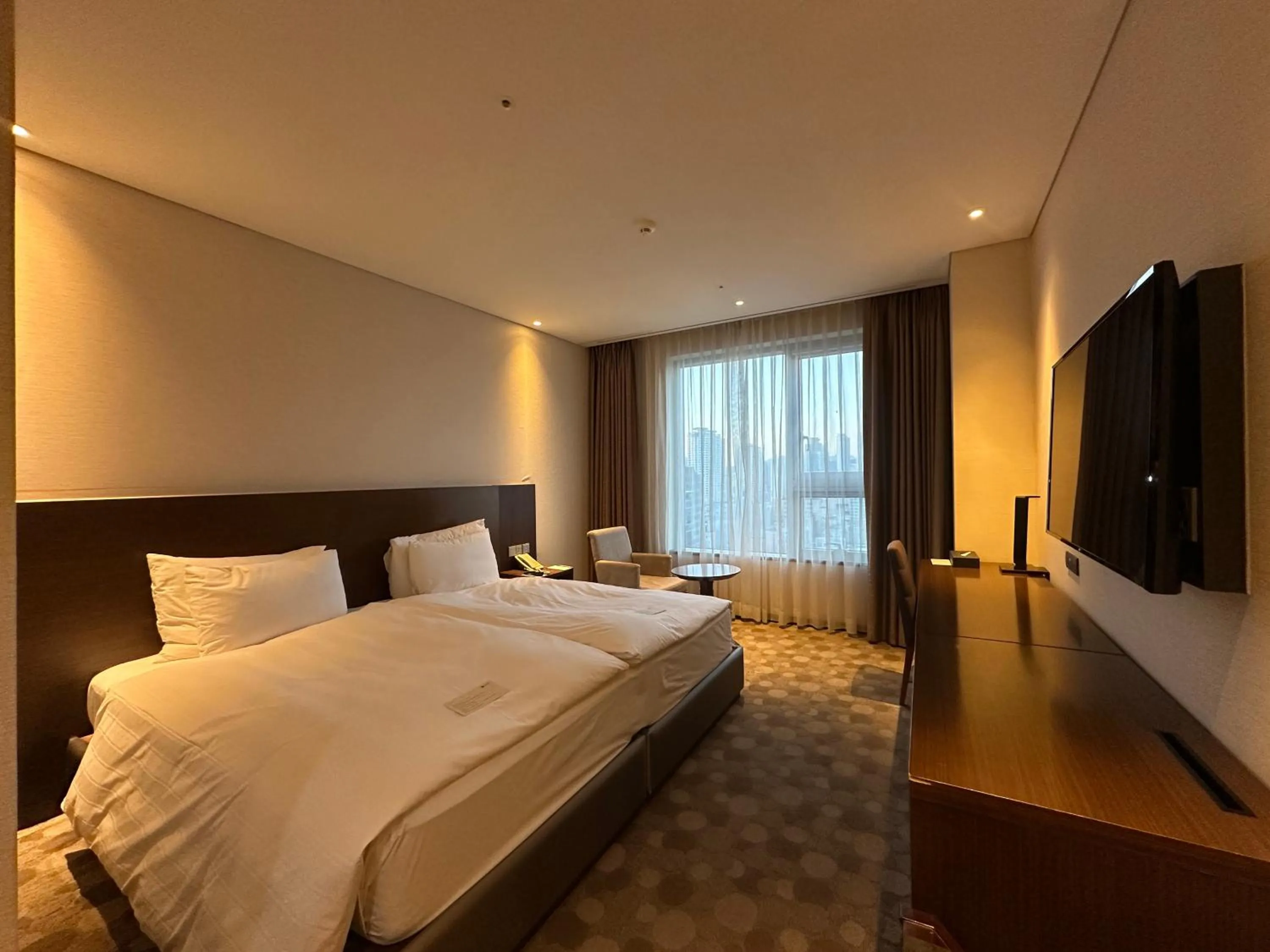 Bed in LOTTE CITY HOTEL Ulsan
