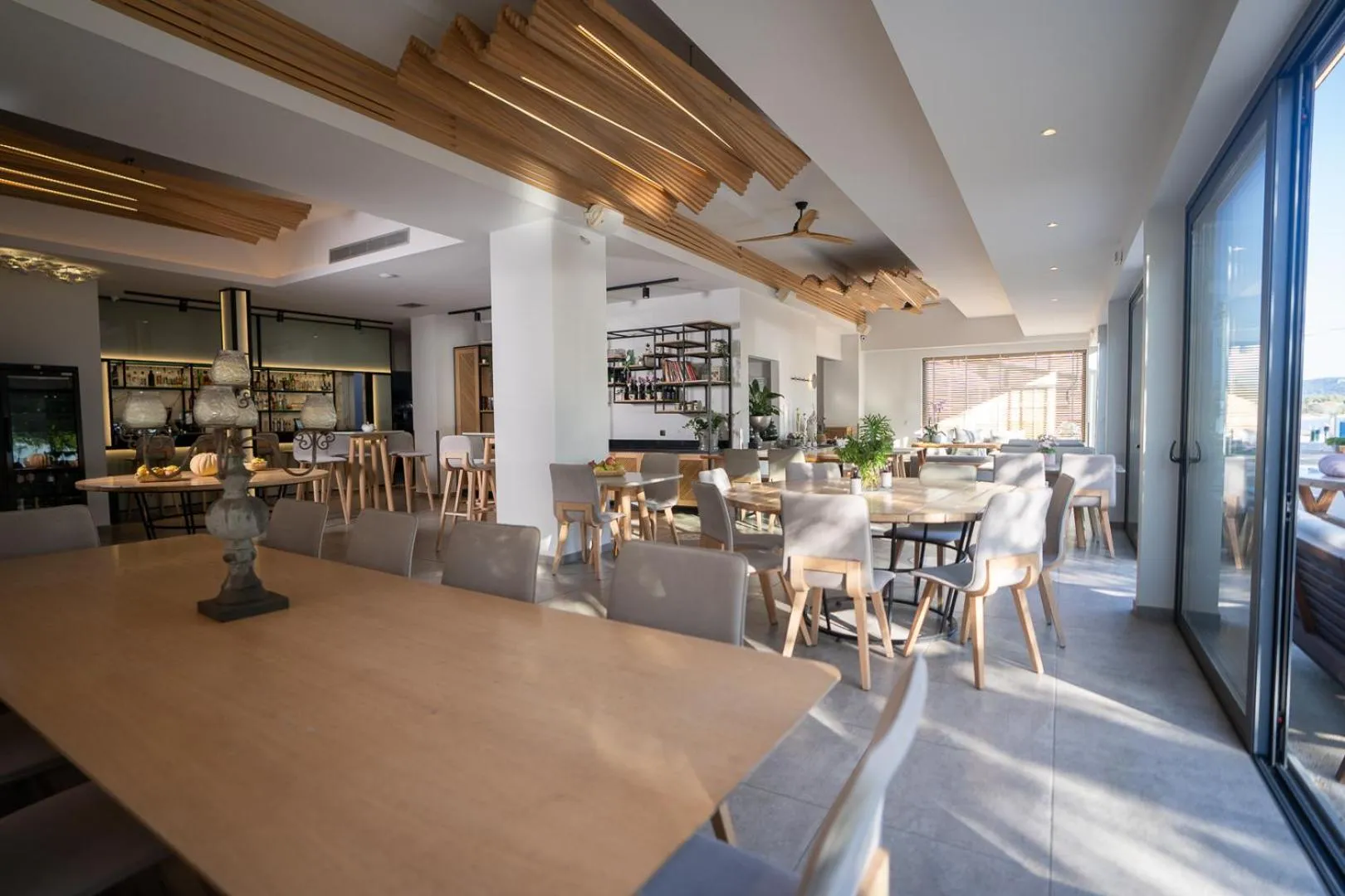 Restaurant/places to eat in Zoe Seaside Resort