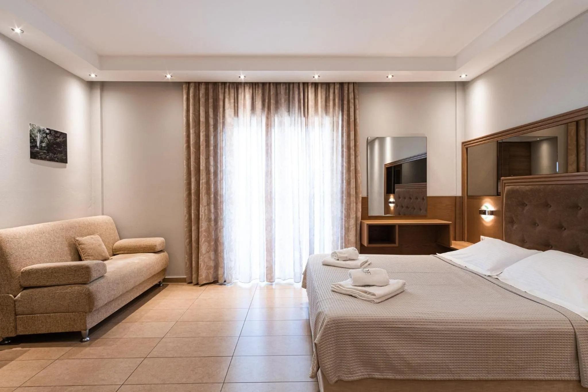 Photo of the whole room, Bed in Zoe Seaside Resort