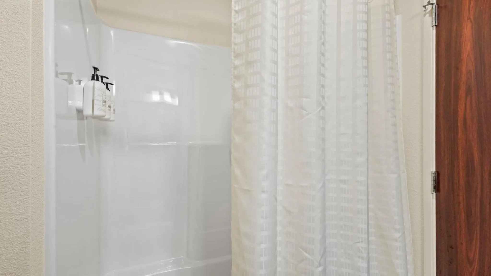 Bathroom in Cobblestone Hotel & Suites - Foley