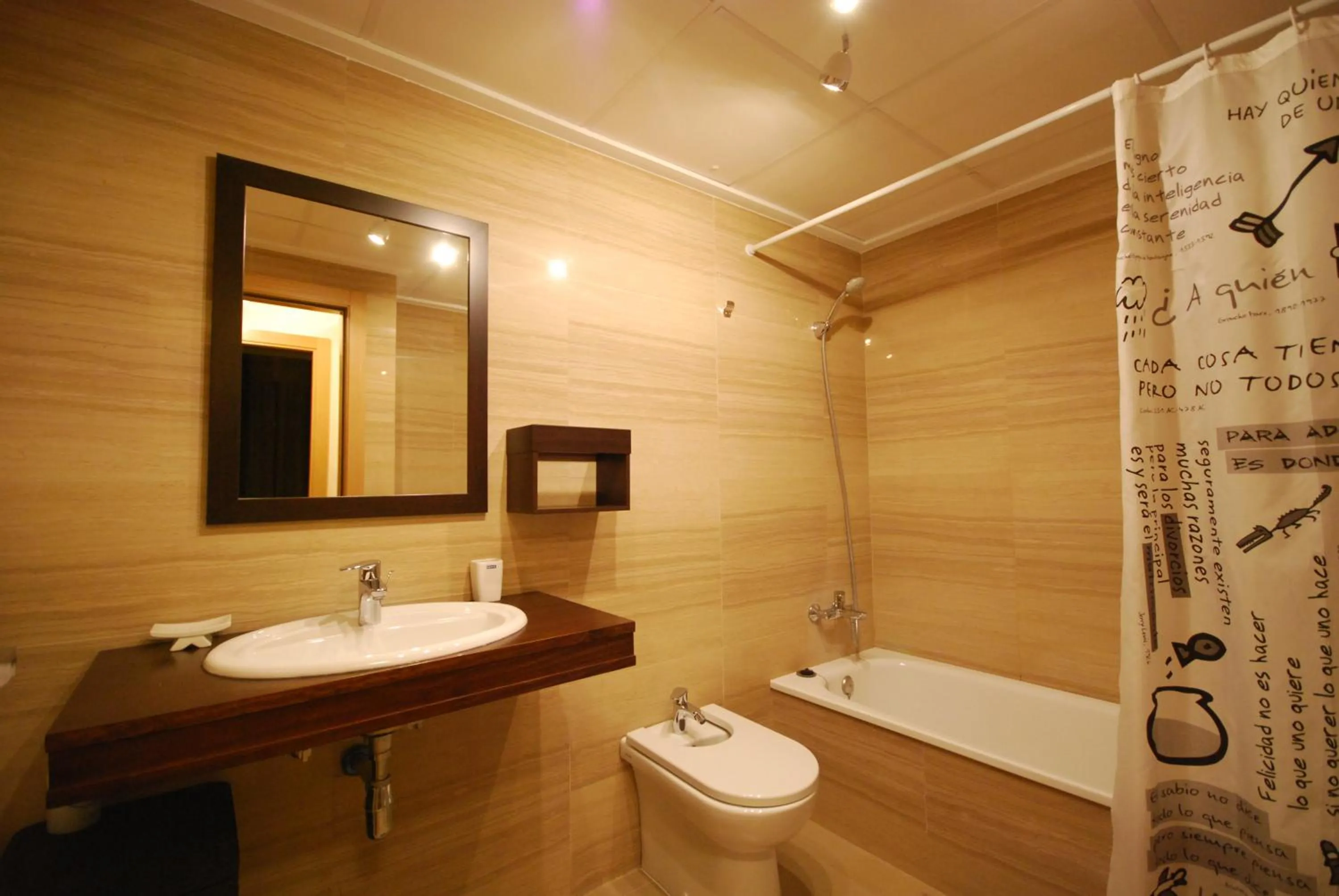 Bathroom in Apartment De Jardines
