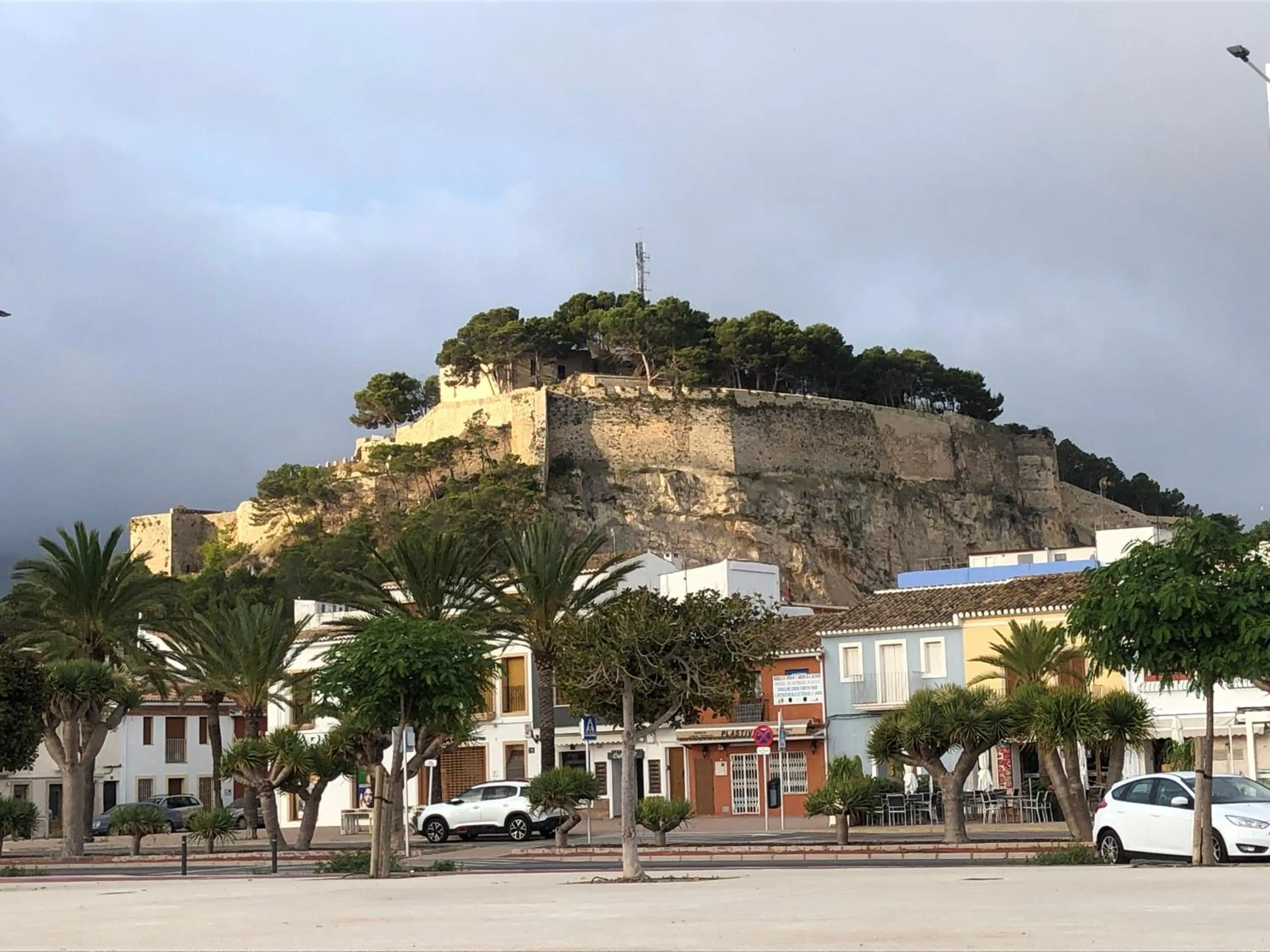 Nearby landmark in Apartment De Jardines