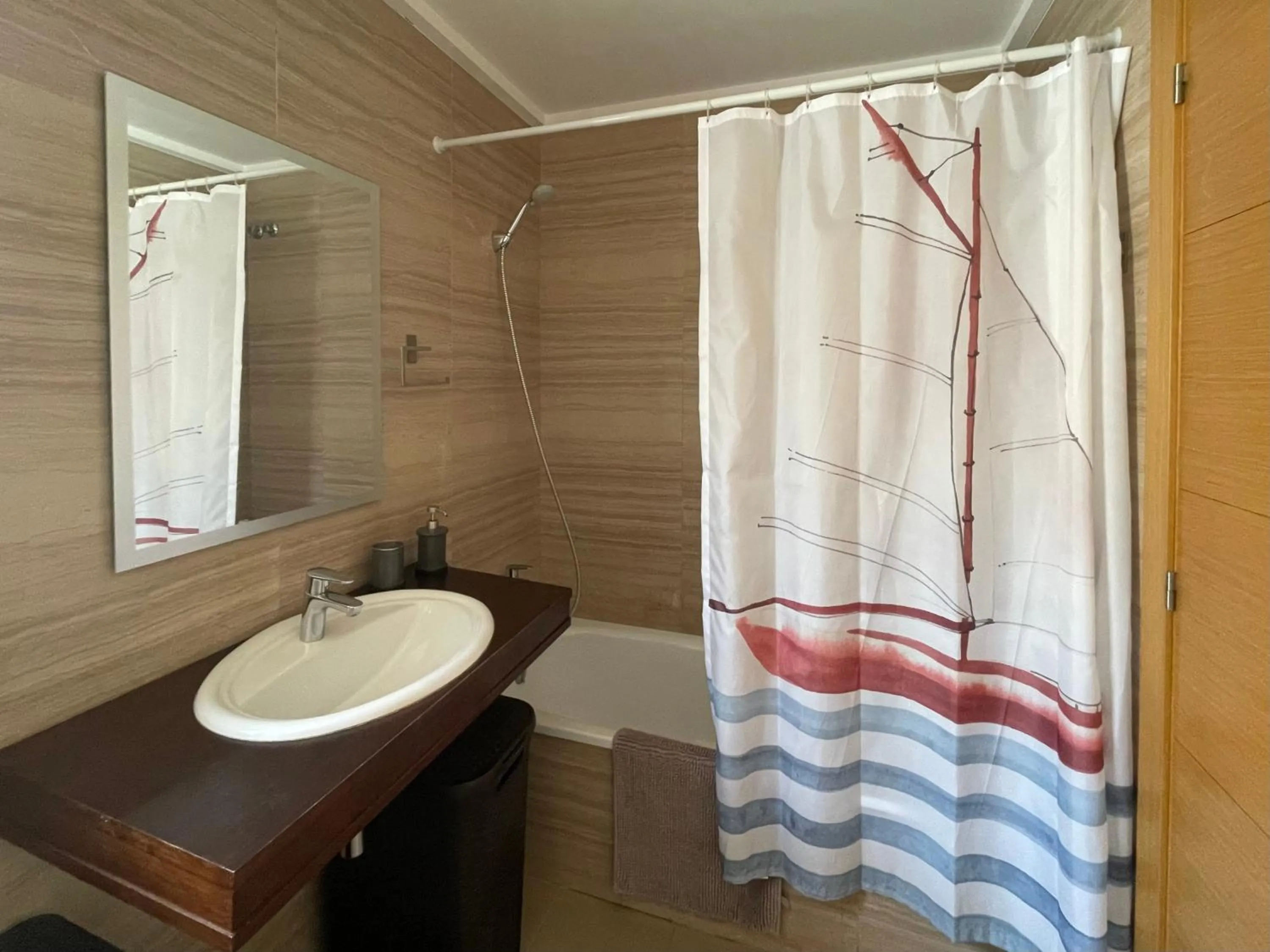Bathroom in Apartment De Jardines