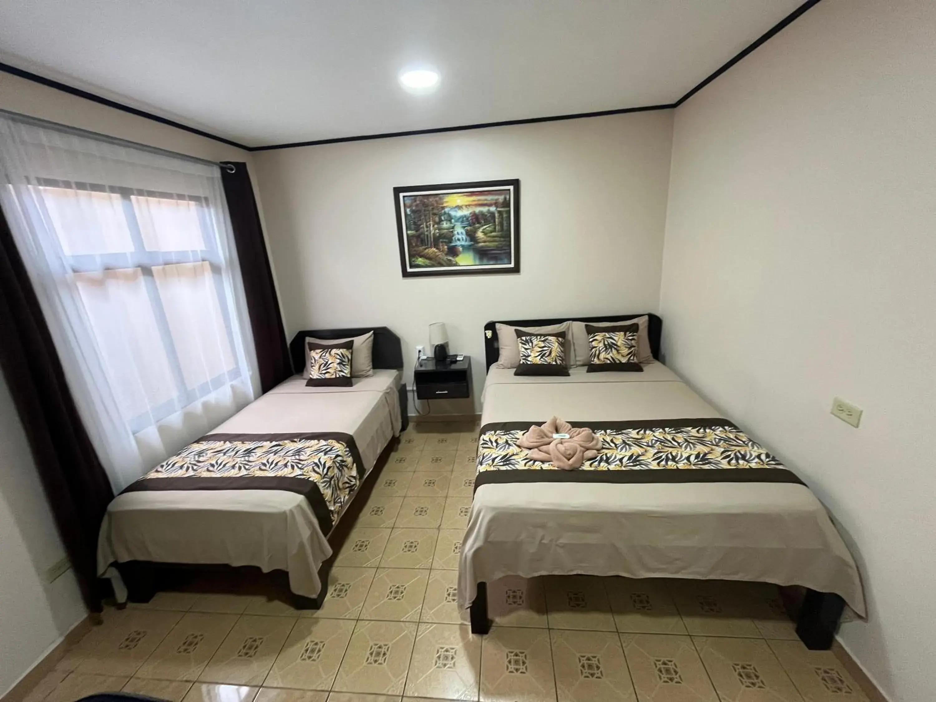 Twin Room in HOTEL DEL RiO Twin Room in HOTEL DEL RiO