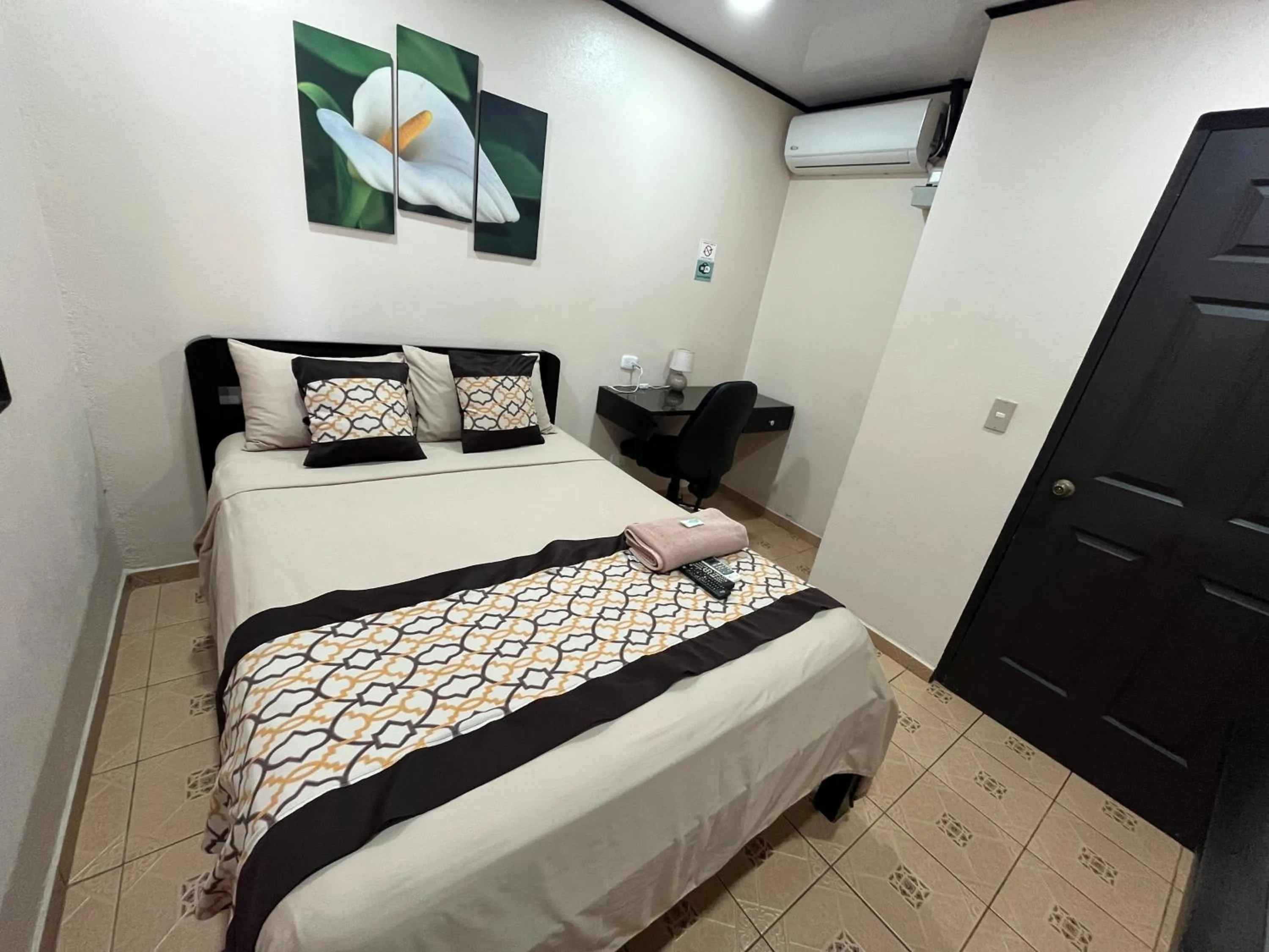 Bed in HOTEL DEL RiO