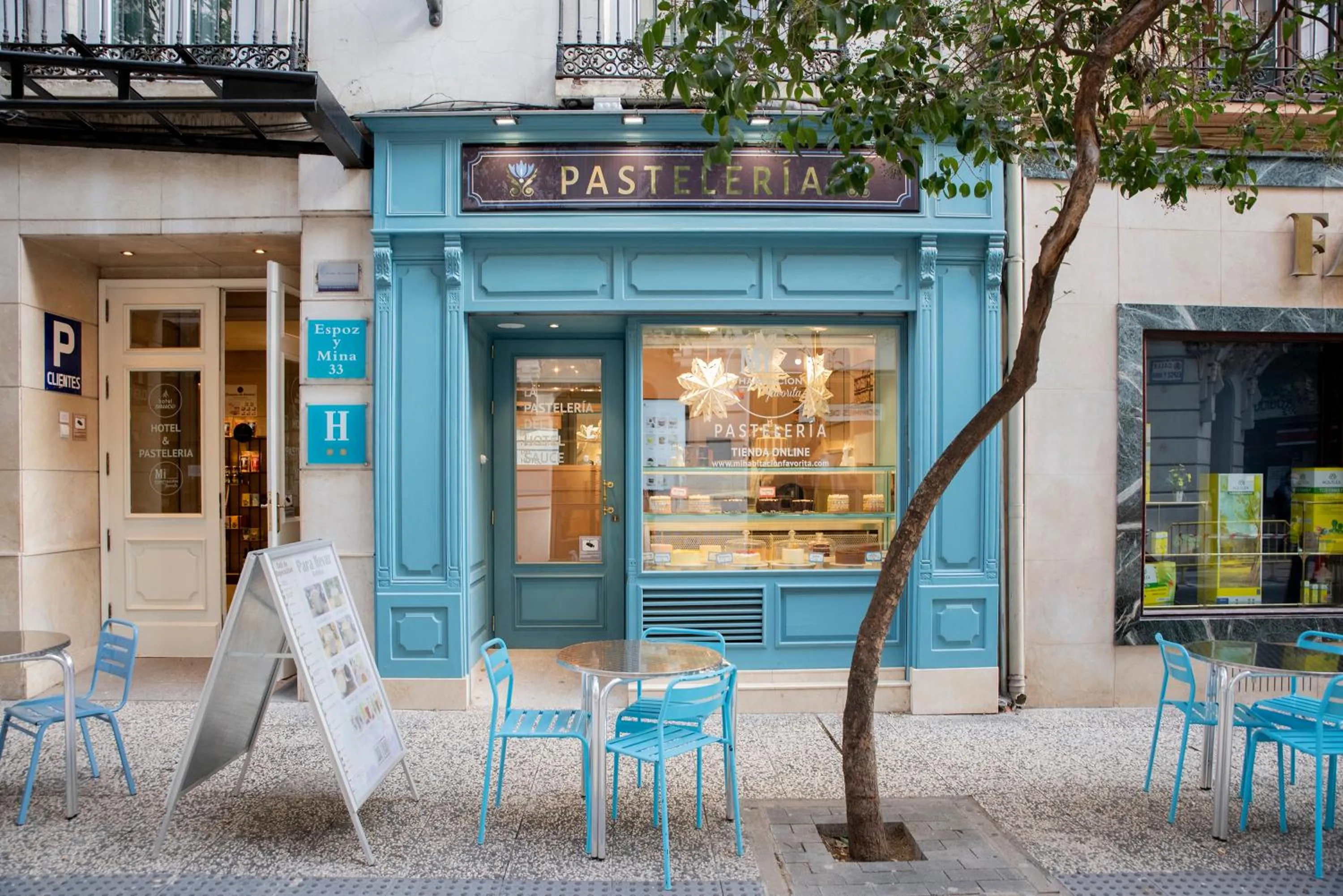 Facade/entrance in Hotel Sauce