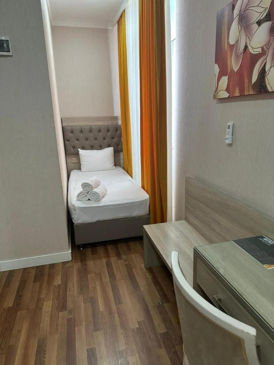 Bed in Hotel Empire Business Baku