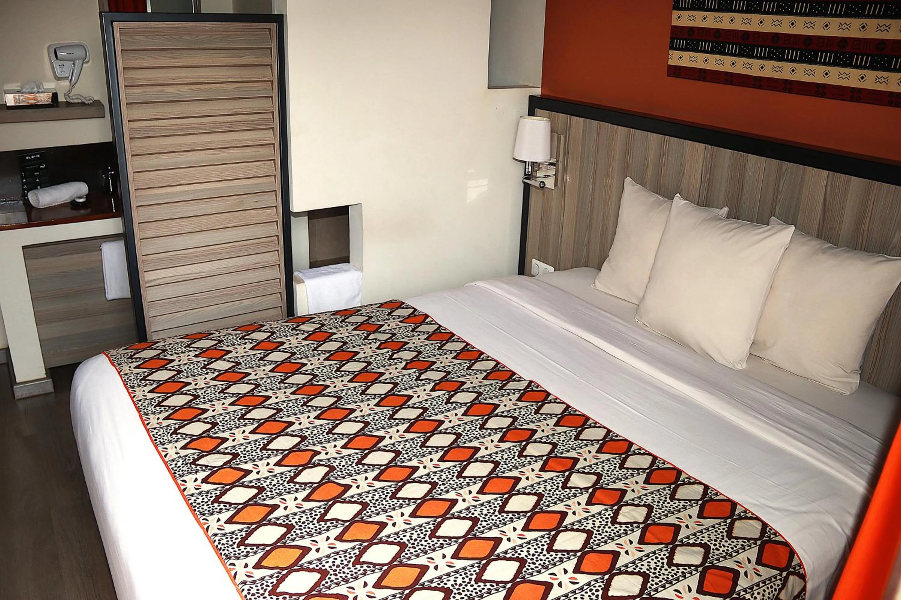 Bedroom, Bed in ONOMO Hotel Bamako