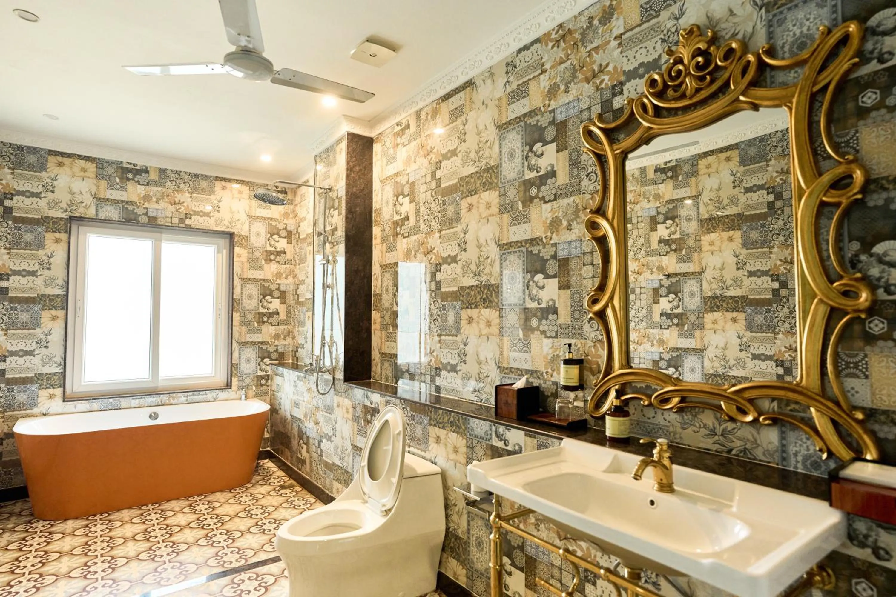 Bathroom in Mayfair Manor Alibag