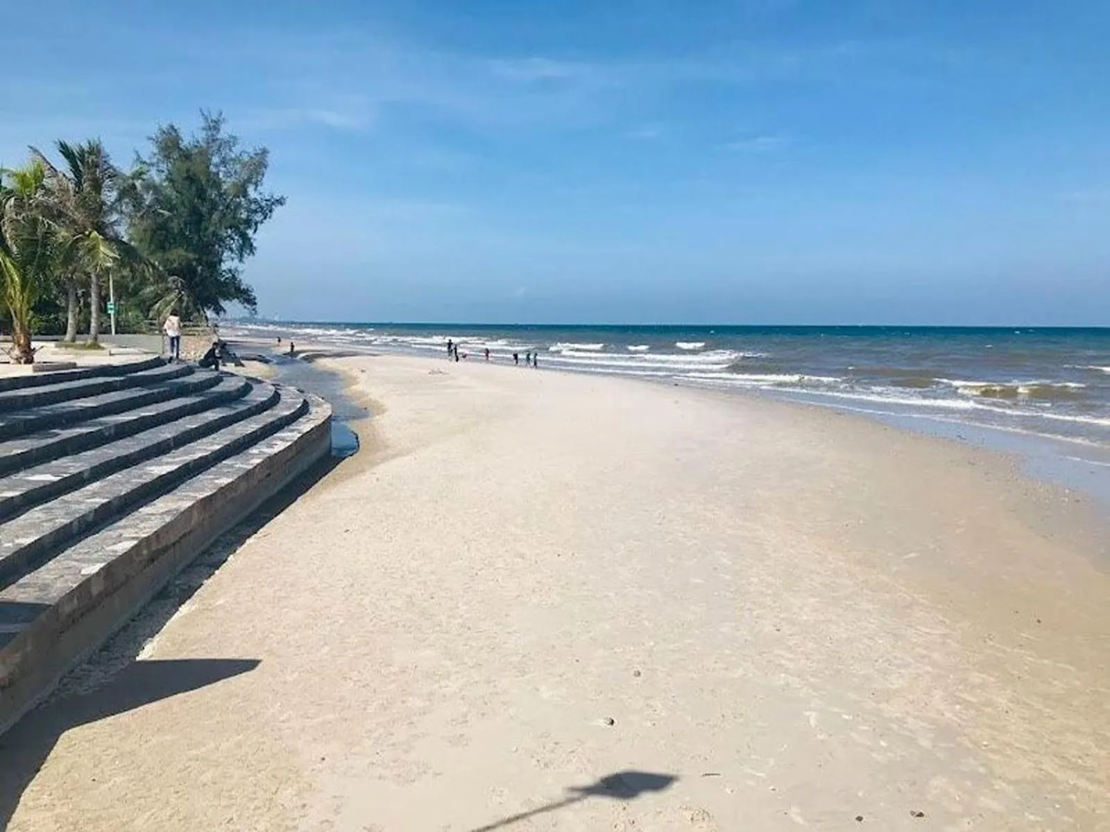 Beach in Eco Hostel Hua Hin