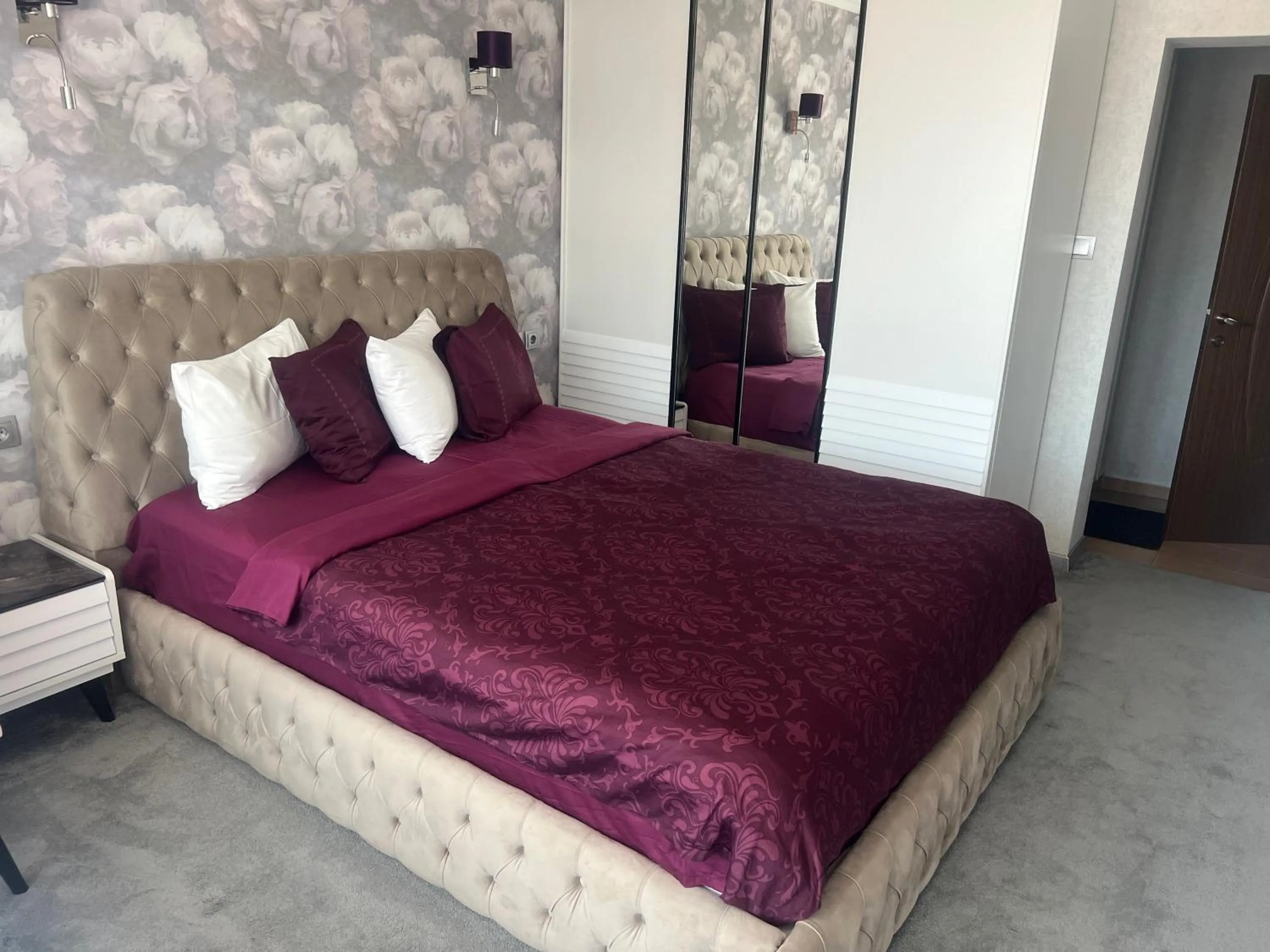 Bedroom in Hotel Lazur