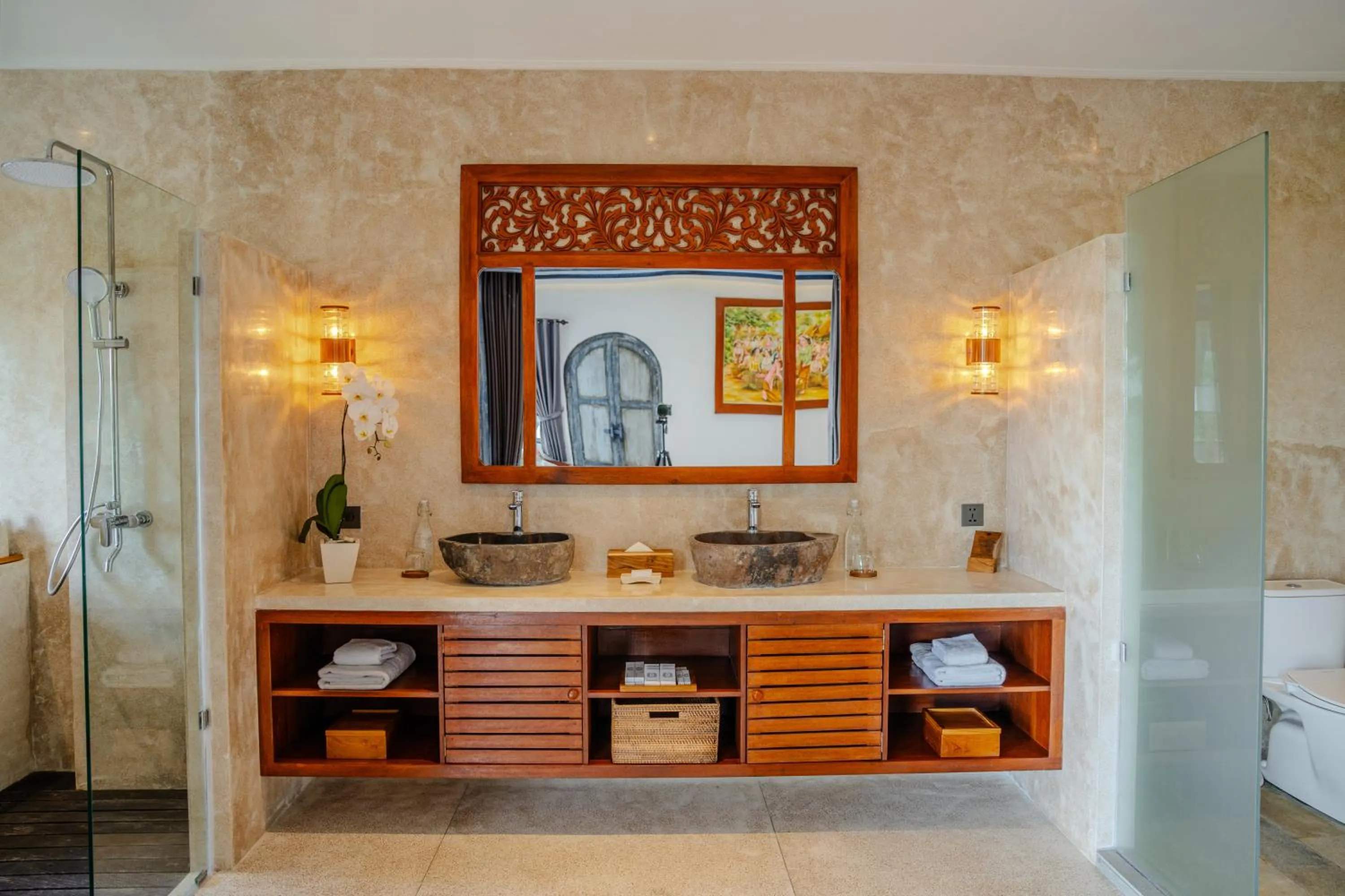 Bathroom in Hoshi Jungle Resort by Dhananjaya Hospitality