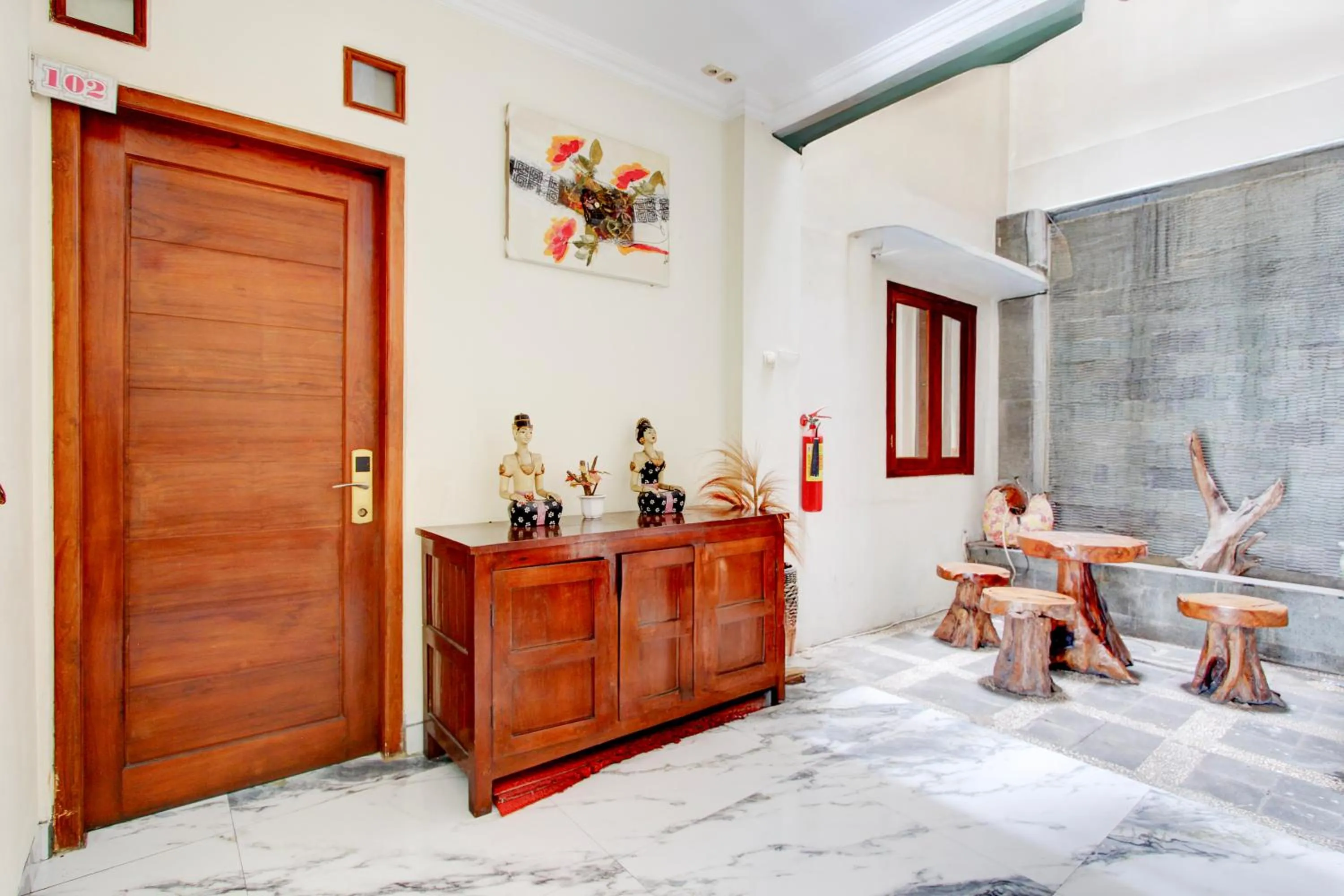 Seating area in Collection O Jalan Malioboro Near Lempuyangan Station Formerly Hotel Vala