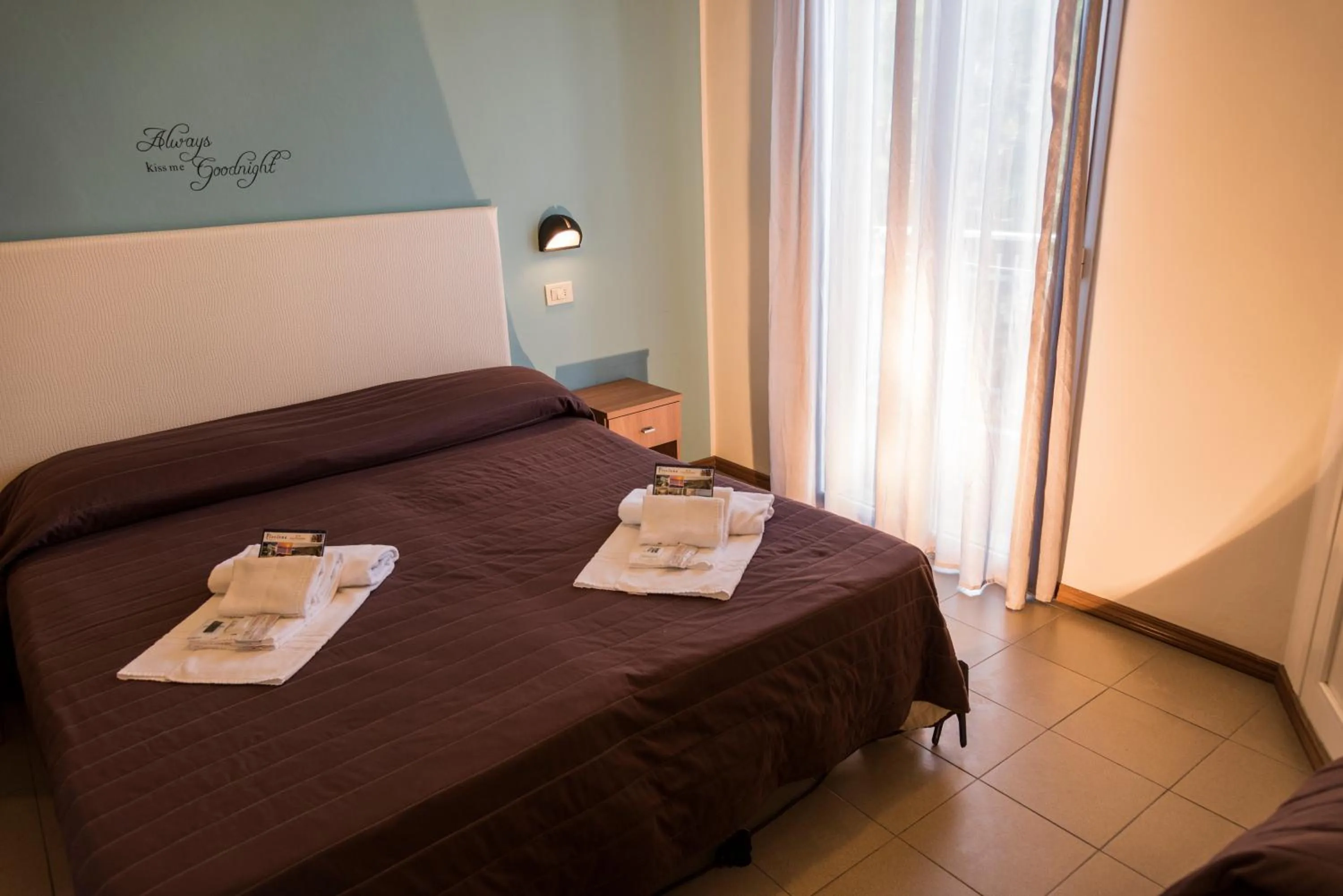 Bedroom, Bed in Hotel Vela D'Oro