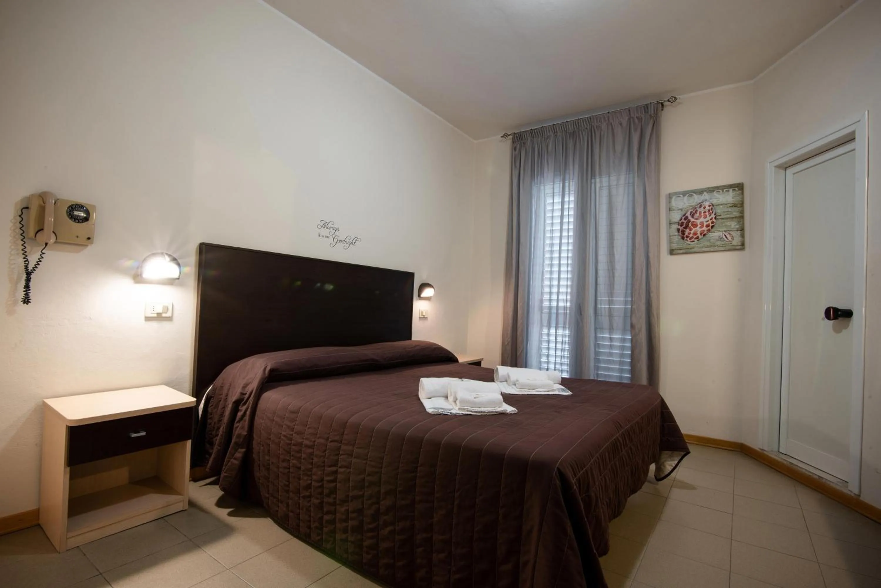 Bedroom, Bed in Hotel Vela D'Oro