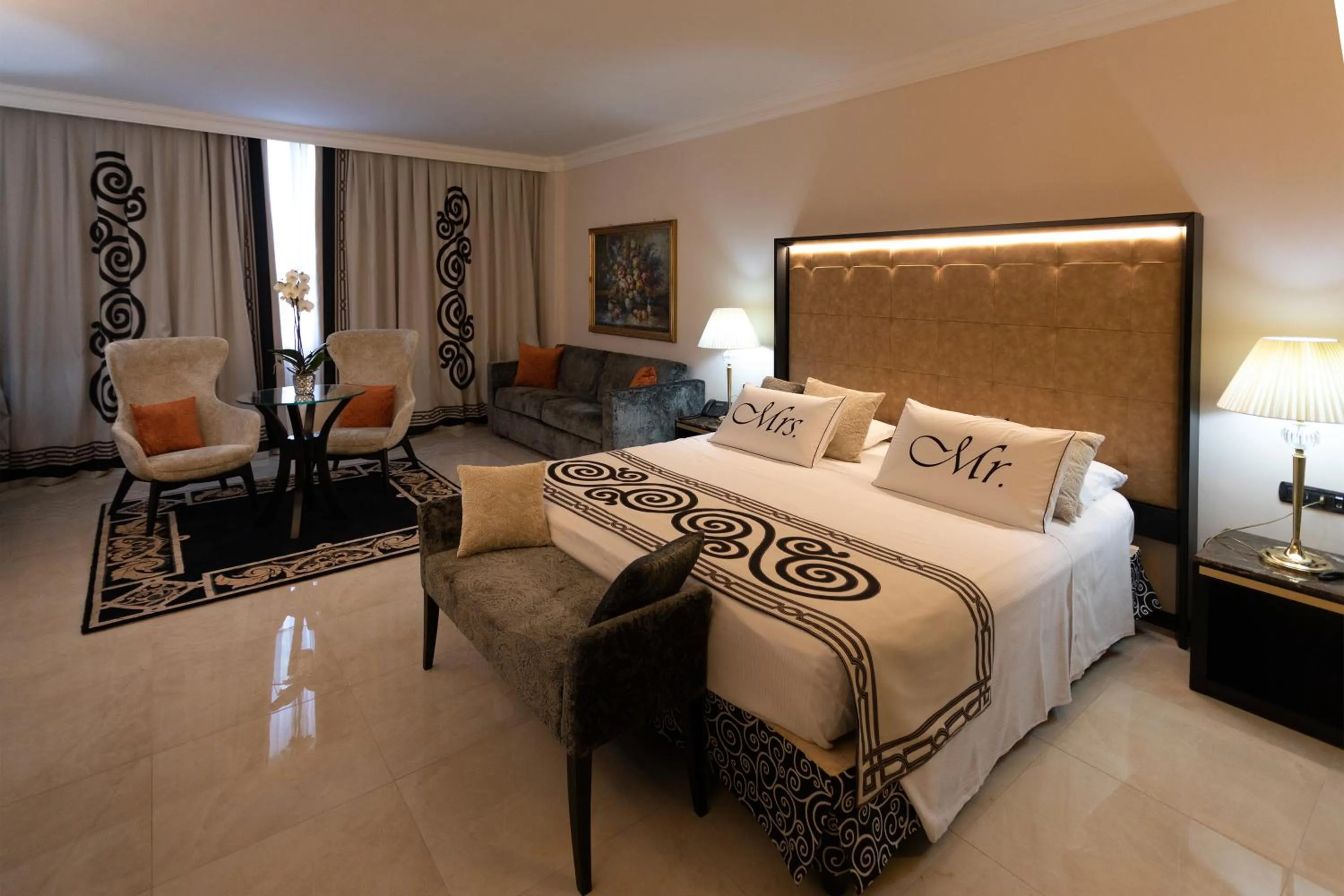 Bed in Hotel Ariston