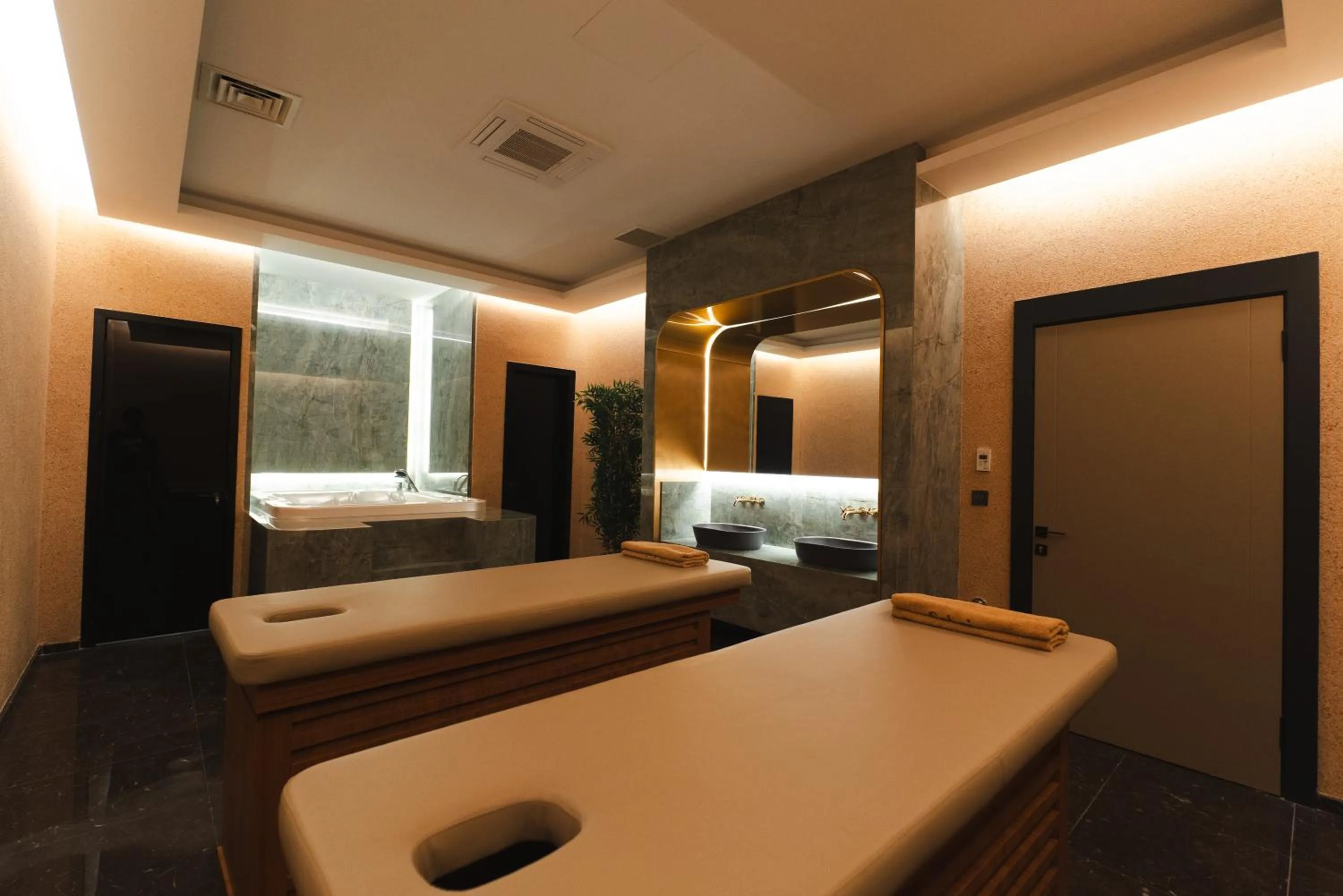 Bed in Stillo Business Hotel & Spa