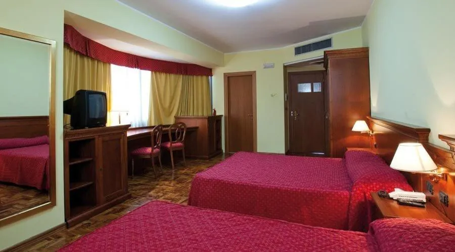 Photo of the whole room, Bed in Albergo Ristorante Uliveto