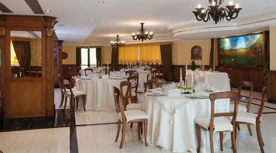 Restaurant/places to eat in Albergo Ristorante Uliveto