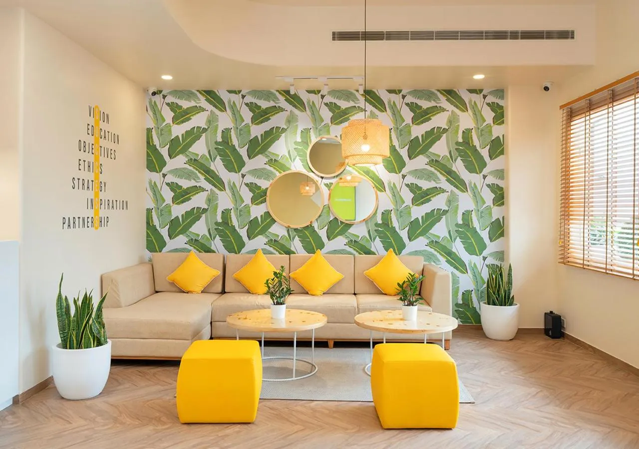 Lobby or reception in Bloom Hotel - DLF Cyber City