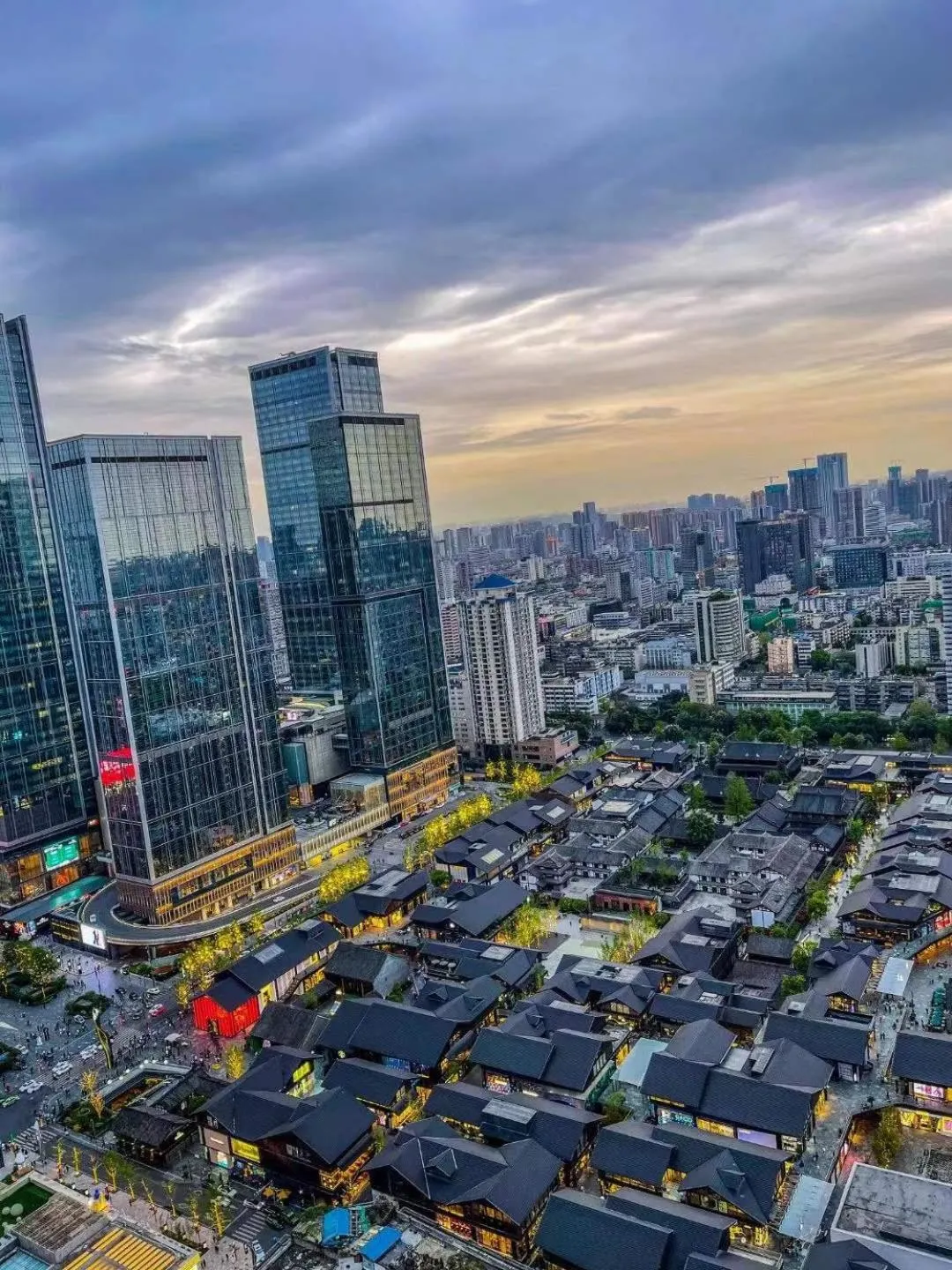 Day in JOYA Chengdu Taikoo Li IFS