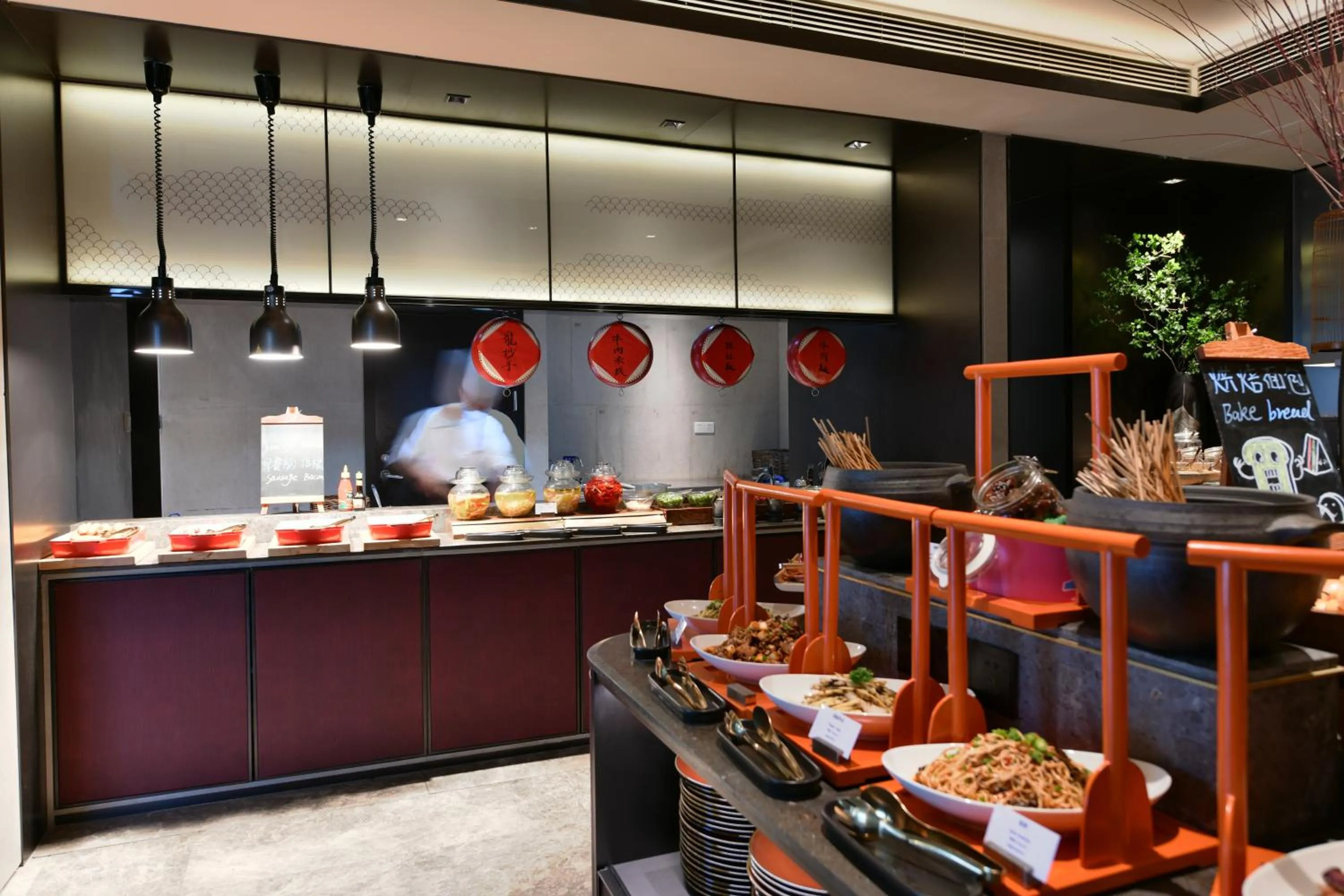 Kitchen or kitchenette in JOYA Chengdu Taikoo Li IFS