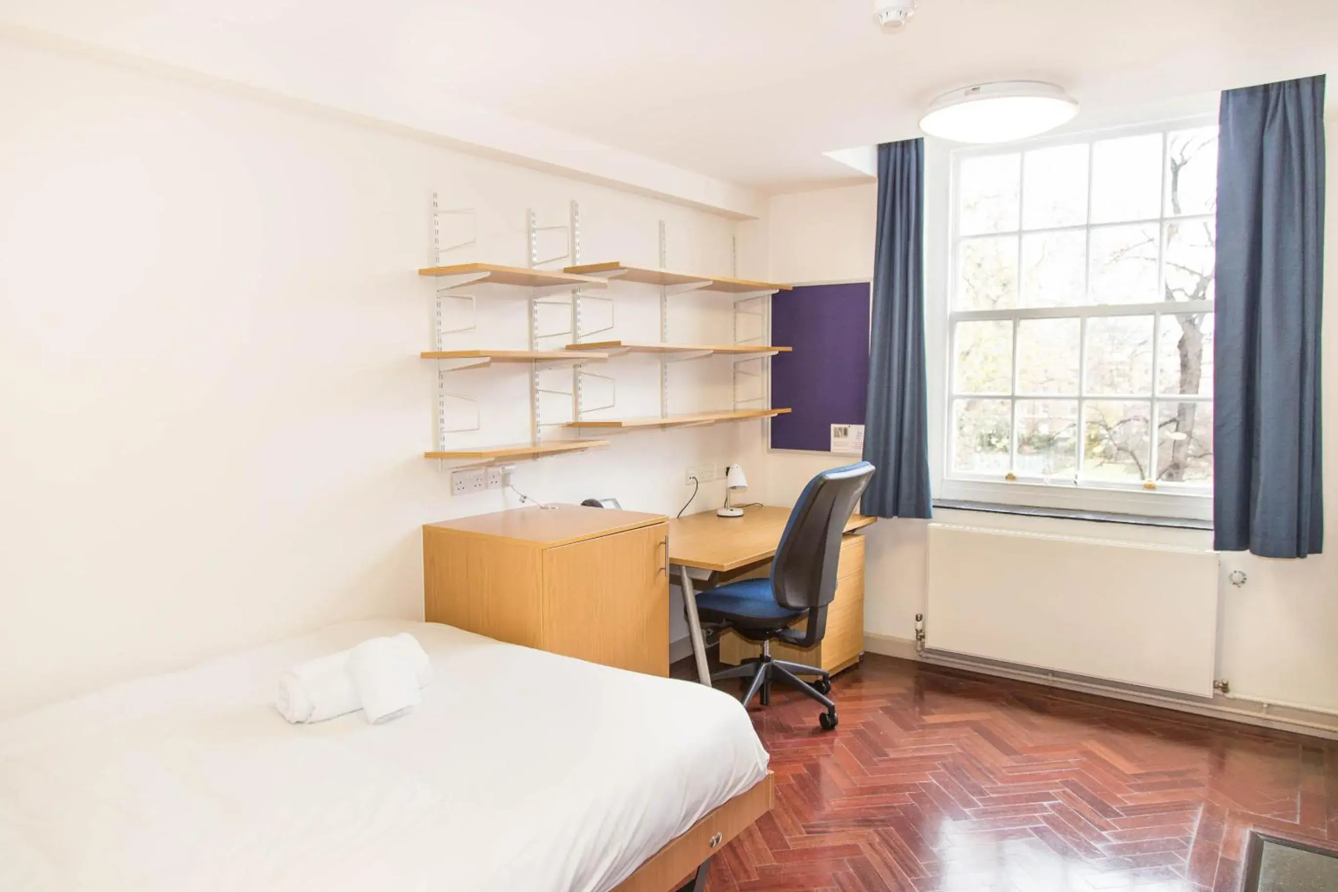 Standard Single Room with Shared Bathroom - Female Floor in Goodenough College – University Residence Standard Single Room with Shared Bathroom - Female Floor in Goodenough College – University Residence
