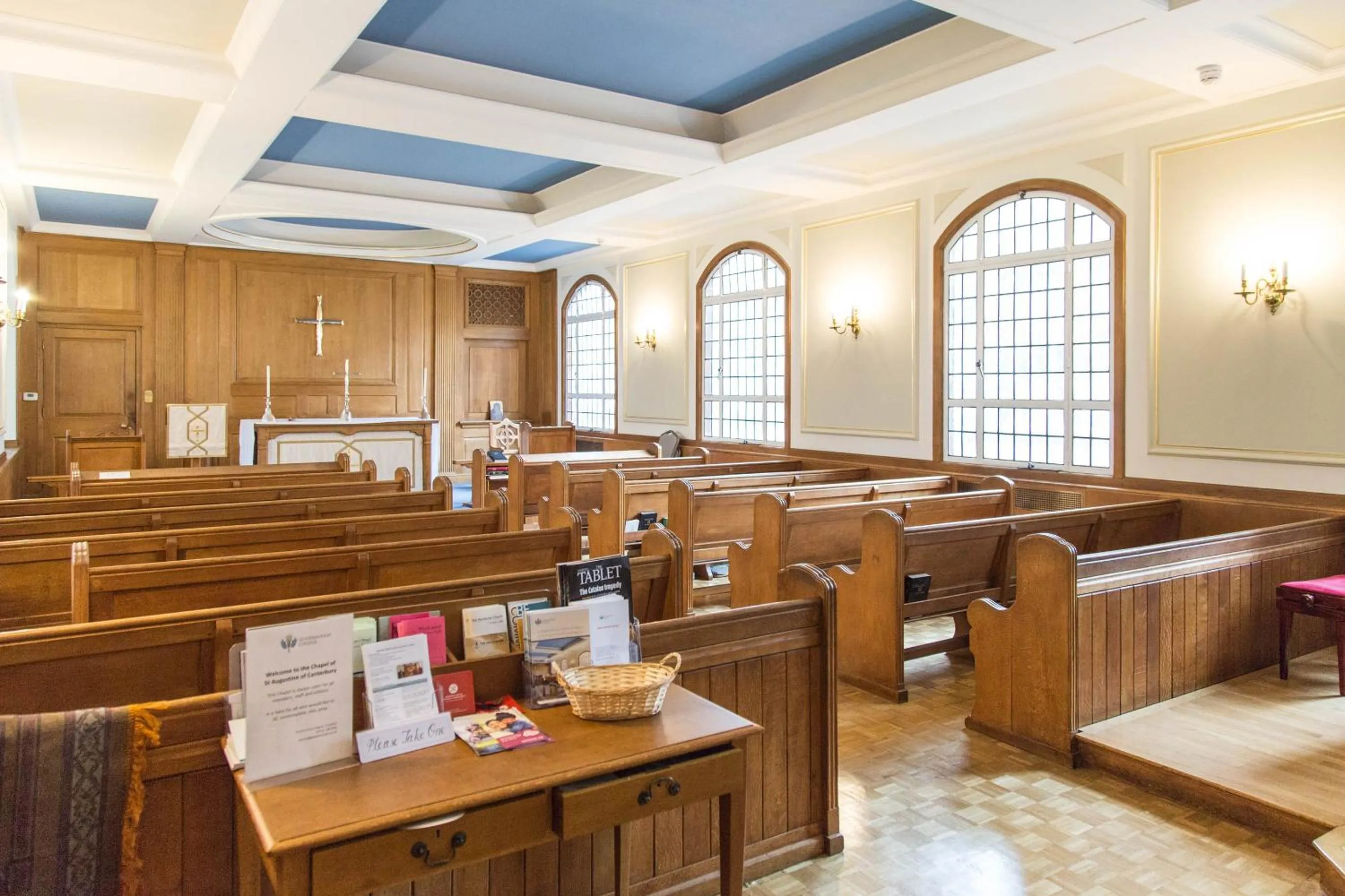 Place of worship in Goodenough College – University Residence