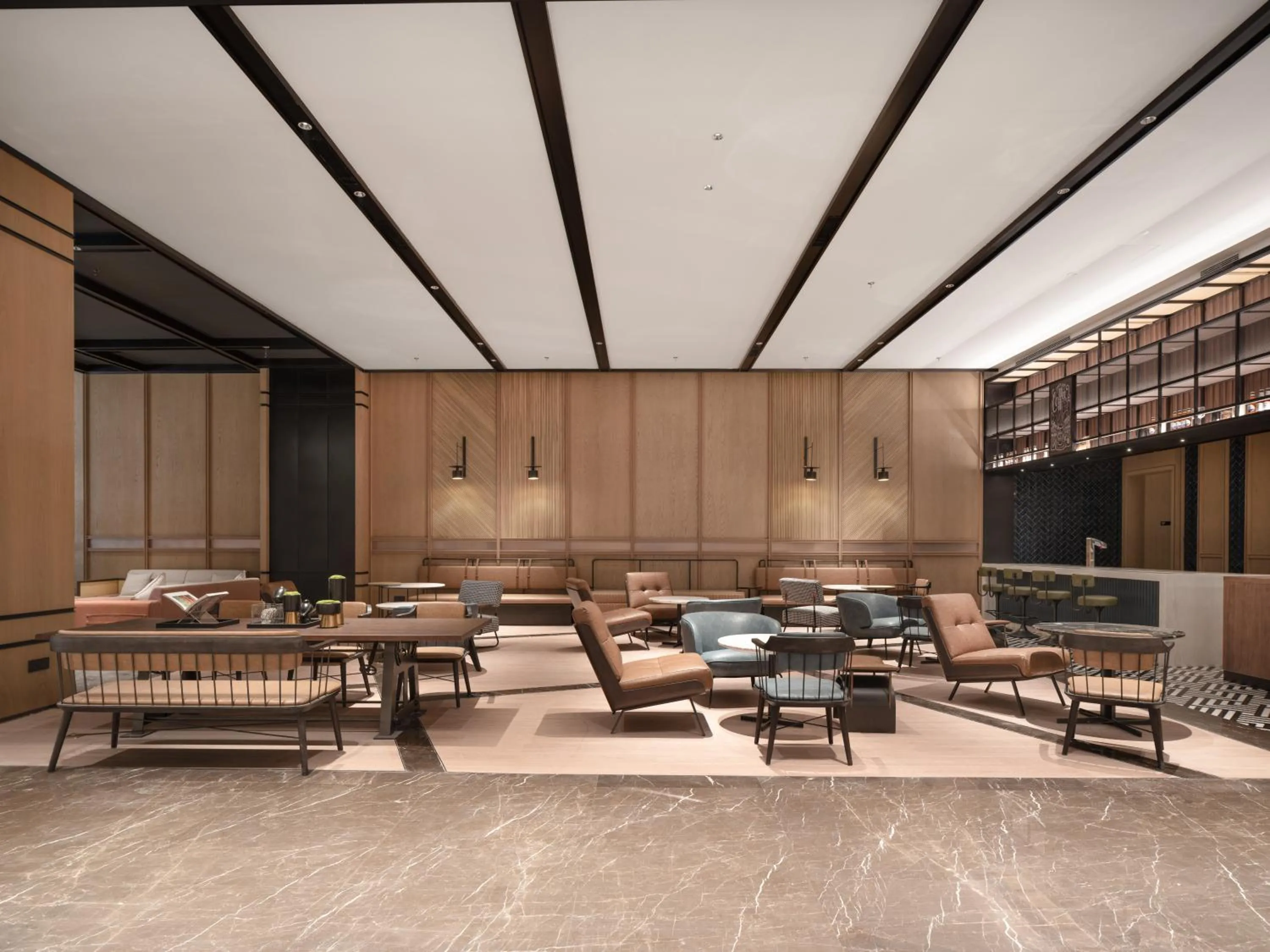 Lobby or reception in Four Points by Sheraton Chengdu, Chunxi Road