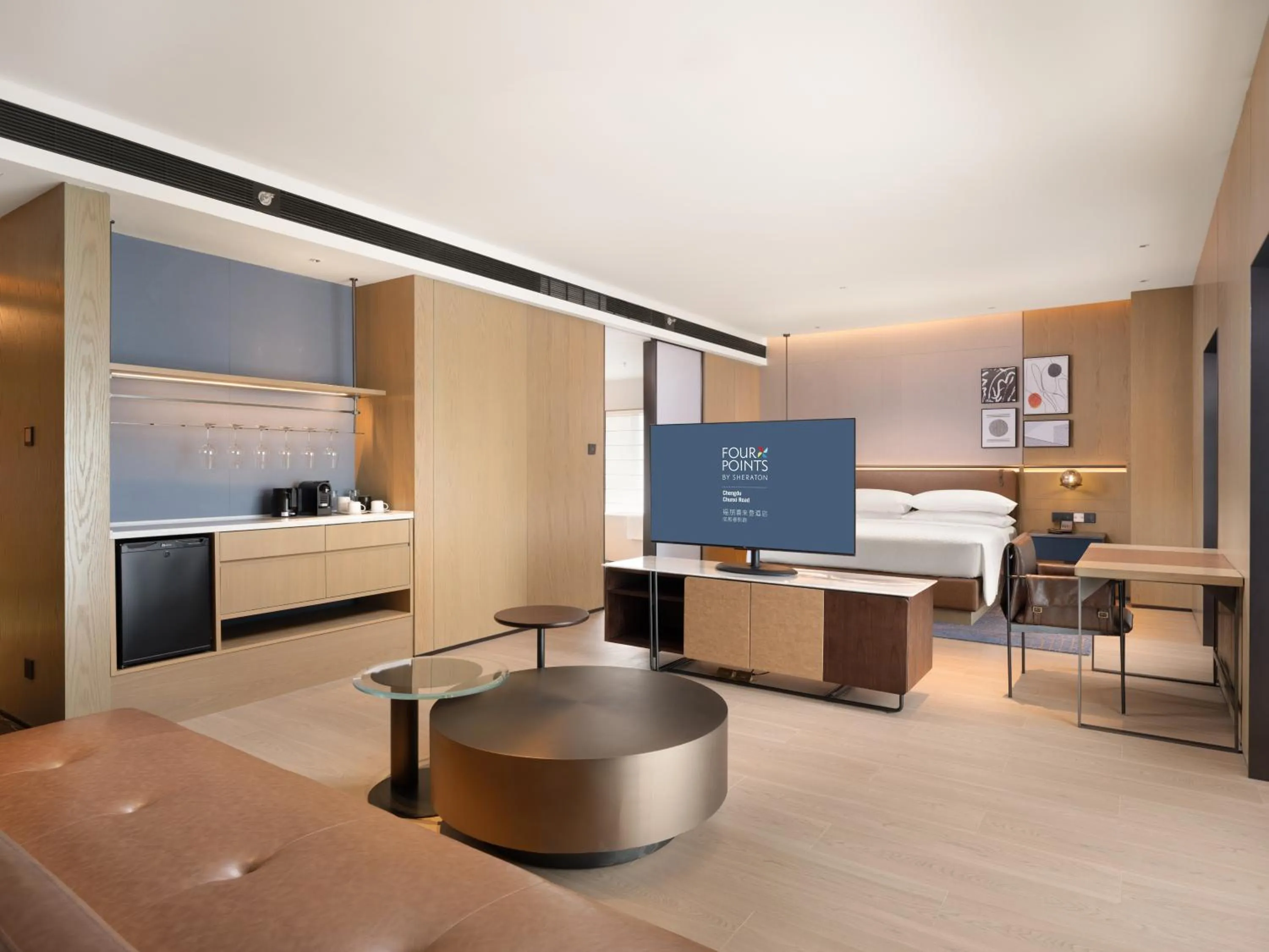Photo of the whole room in Four Points by Sheraton Chengdu, Chunxi Road