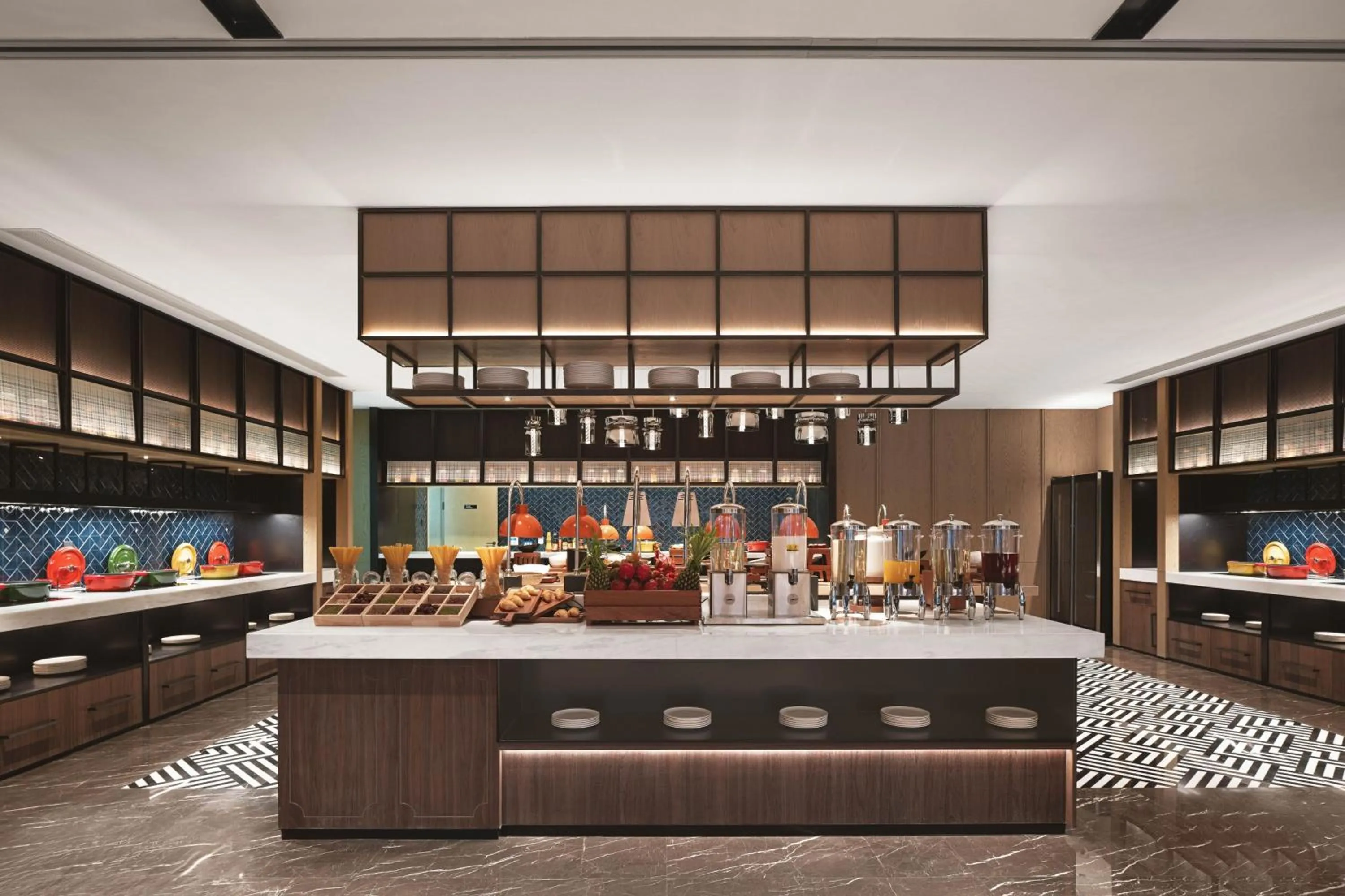 Kitchen or kitchenette in Four Points by Sheraton Chengdu, Chunxi Road