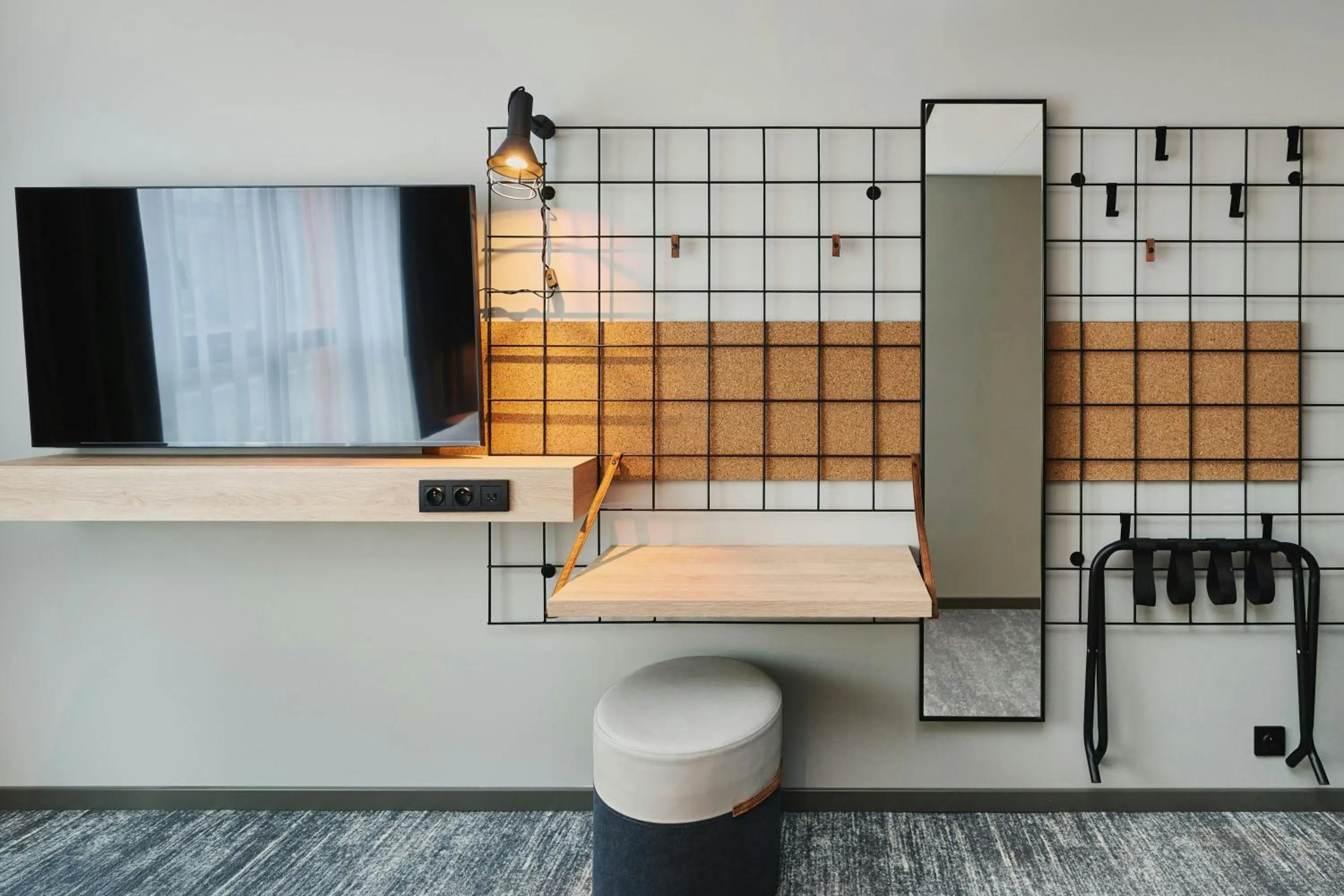 Photo of the whole room in Moxy Warsaw City