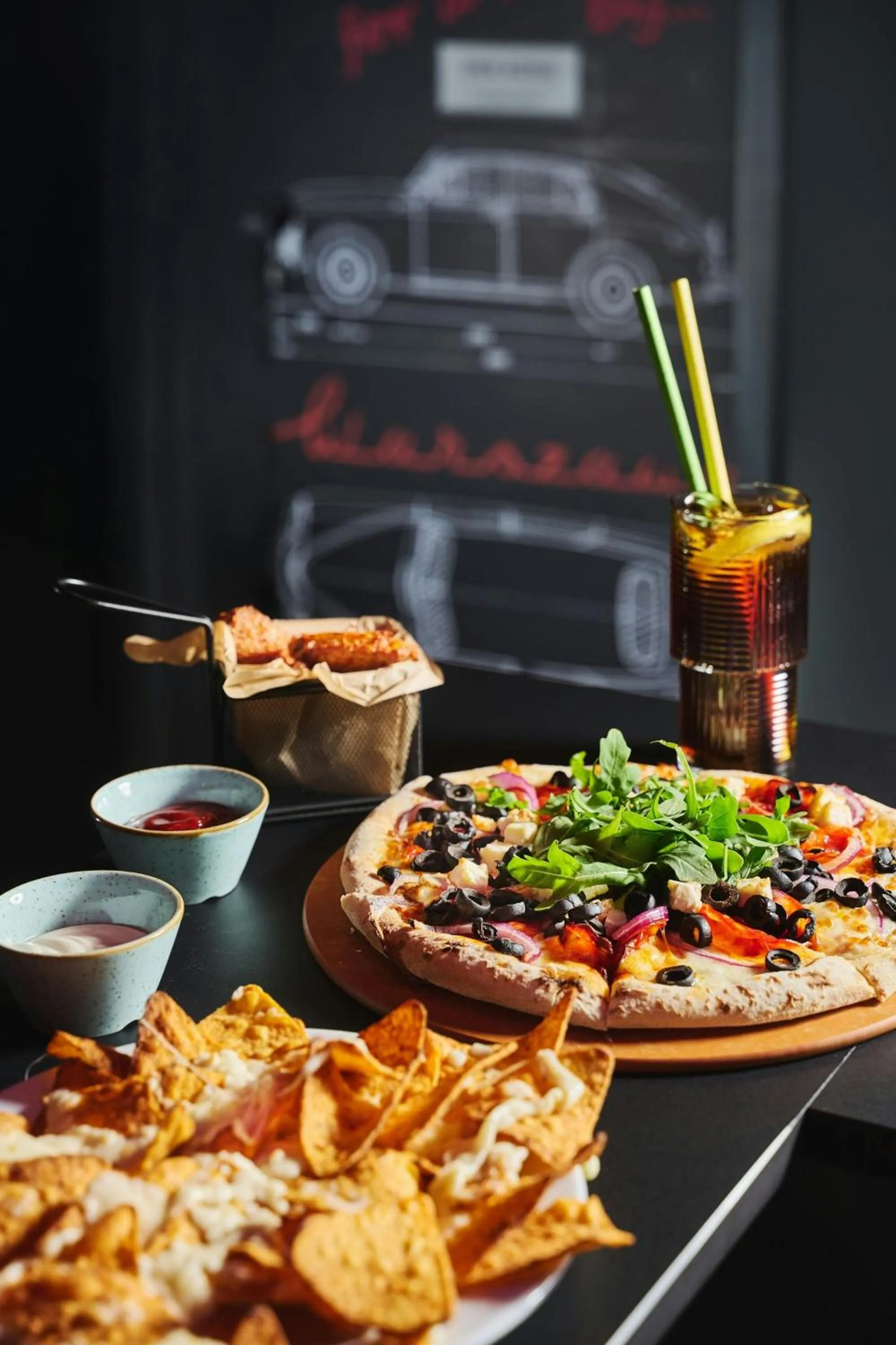 Lounge or bar in Moxy Warsaw City