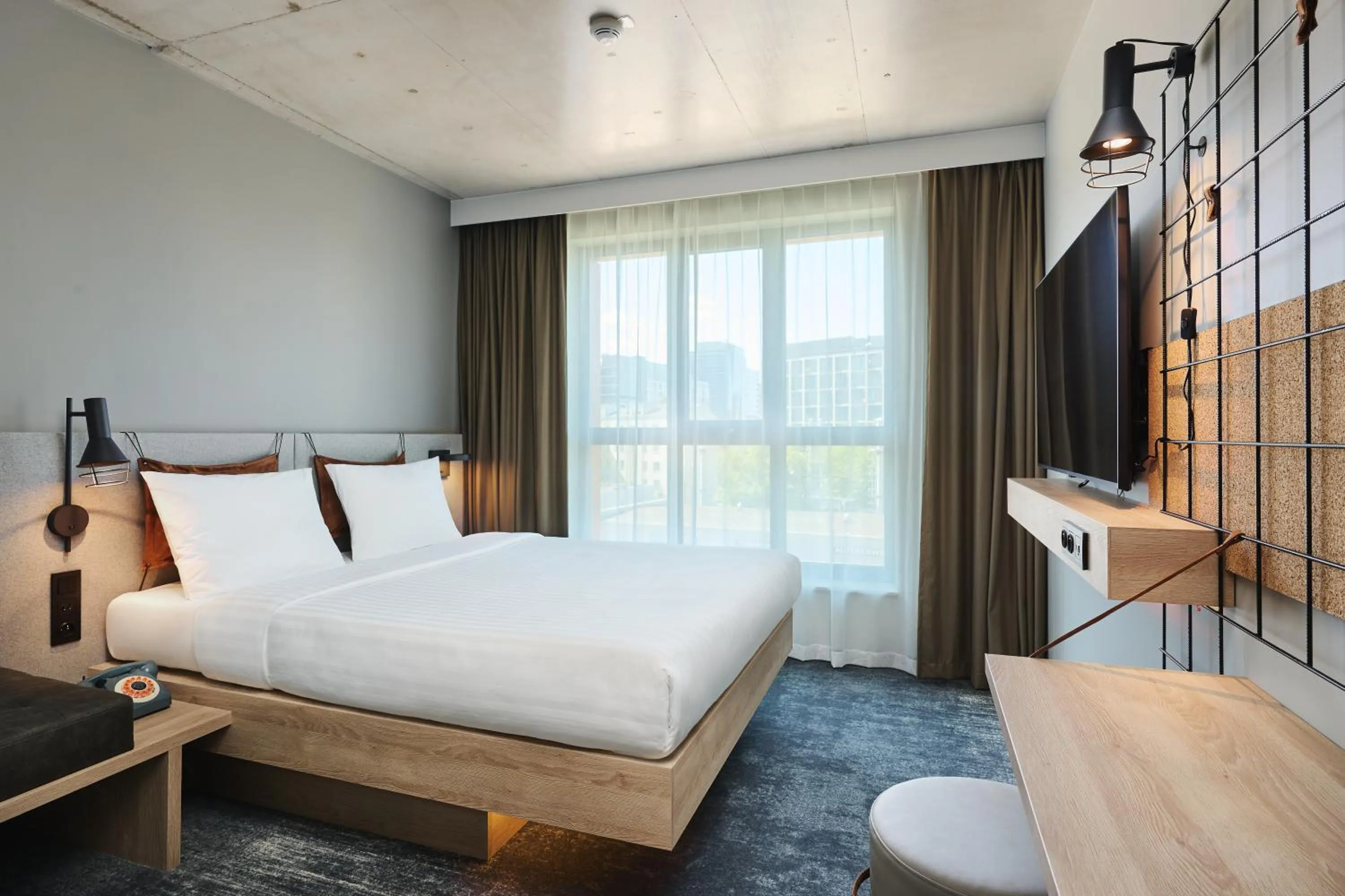 View (from property/room), Bed in Moxy Warsaw City