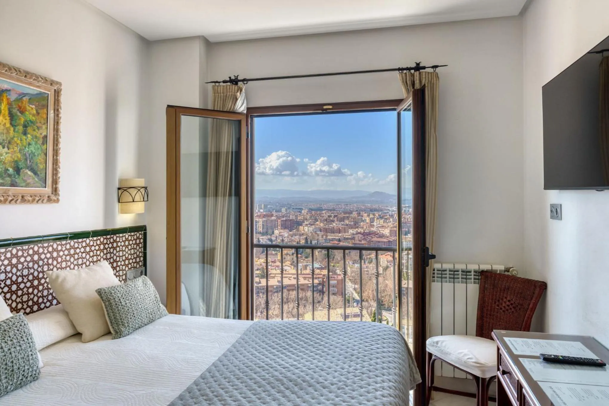 Bedroom, Bed in Hotel Mirador Arabeluj