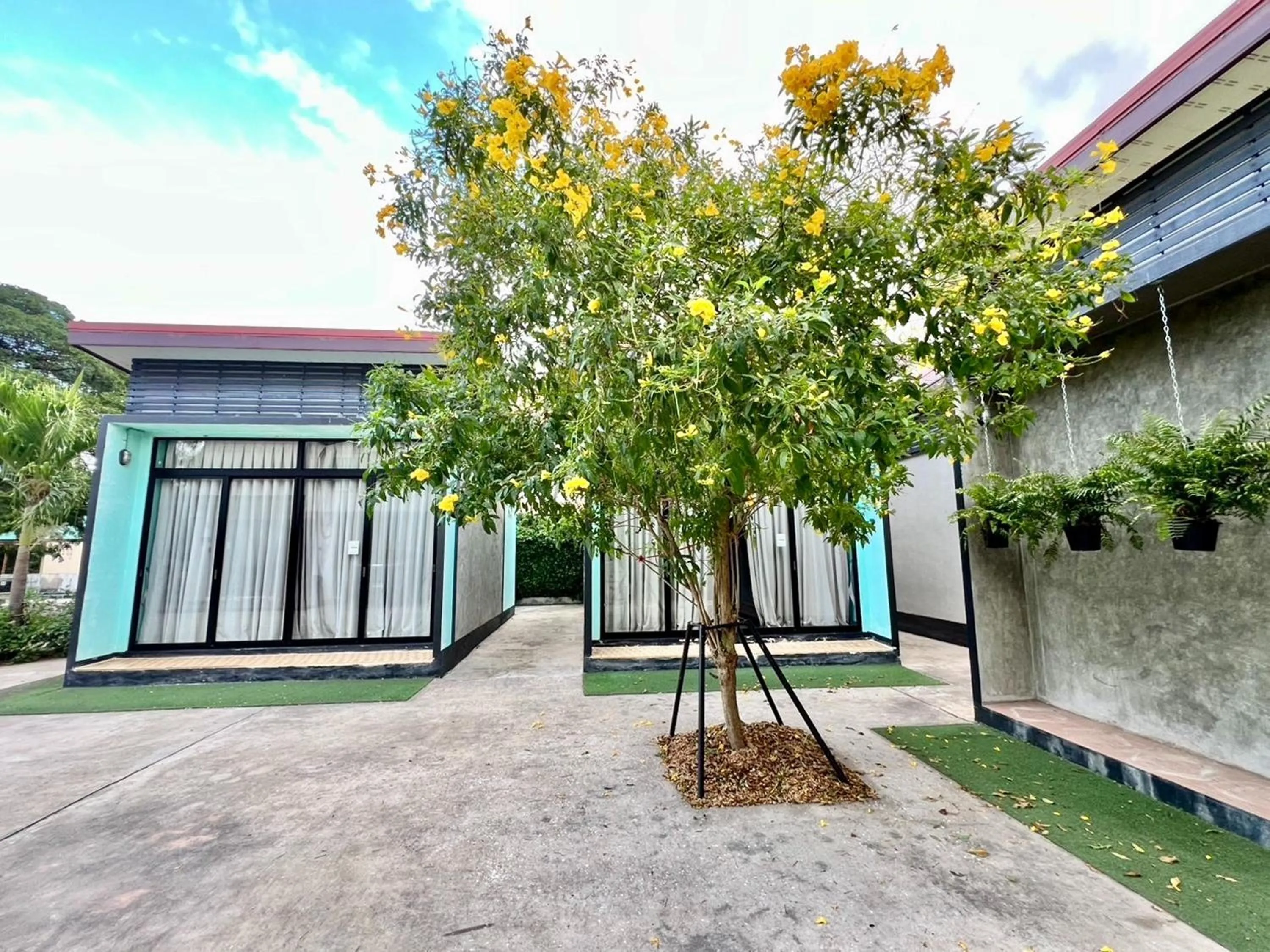 Property building in Ban Ton Resort