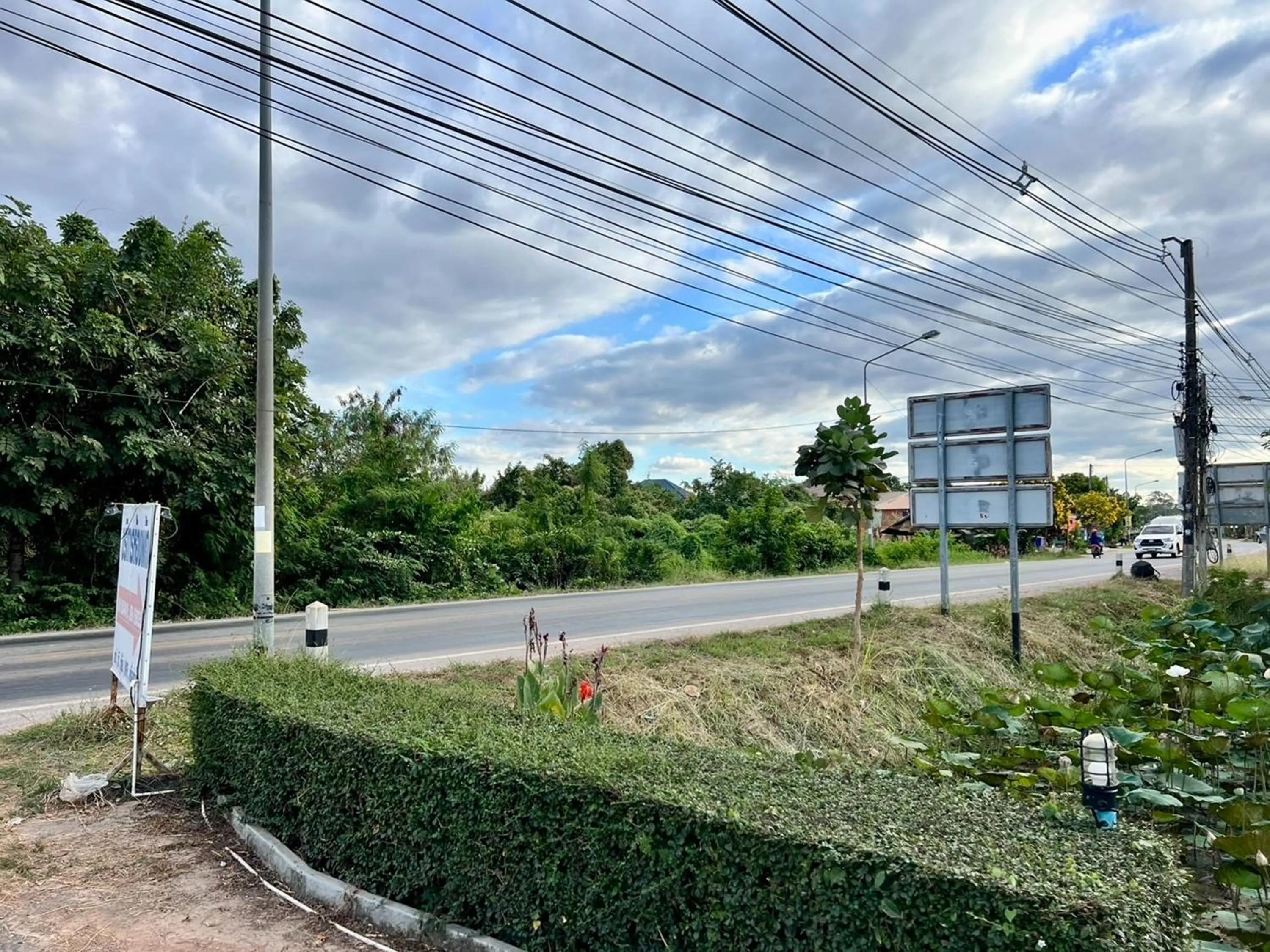 Garden in Ban Ton Resort
